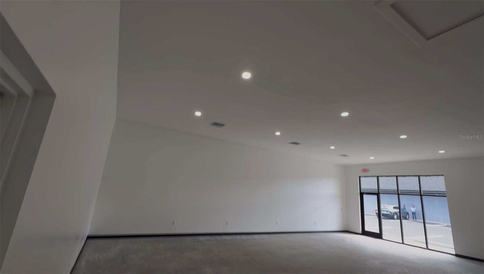 727 TILLMAN PL #102 — photo 17