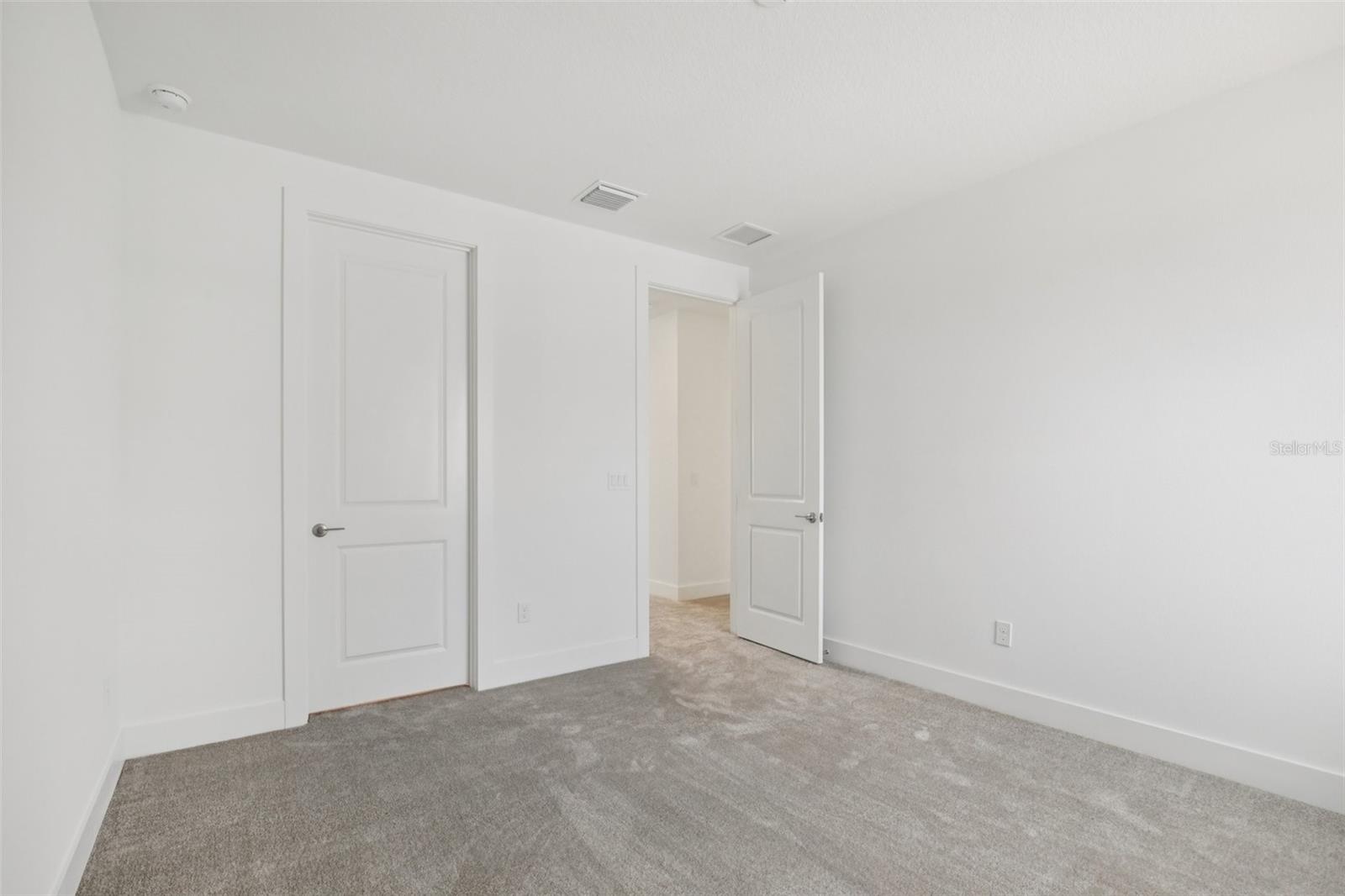 8218 GOLDEN BEACH CT — photo 32