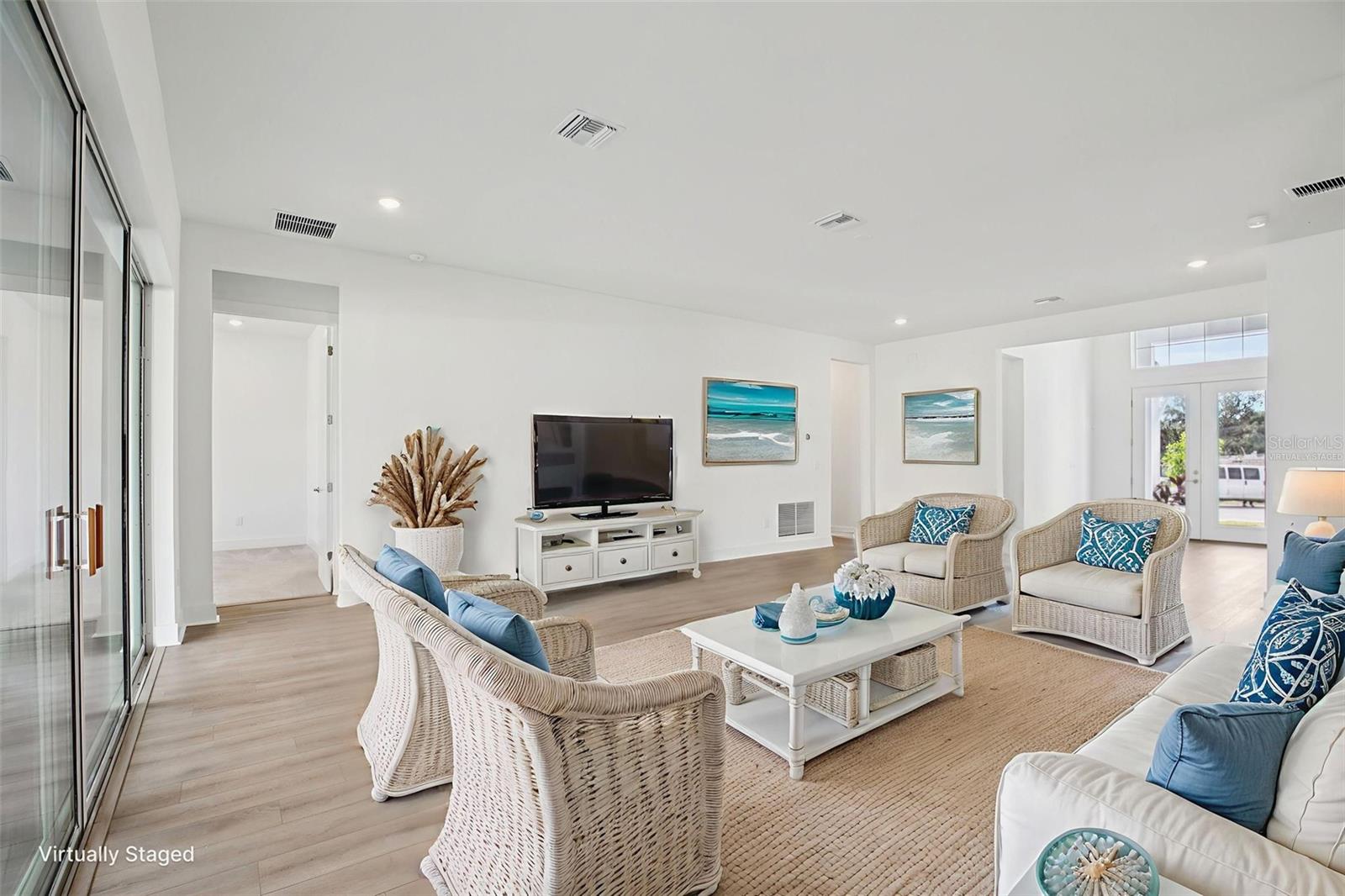 8218 GOLDEN BEACH CT — photo 4