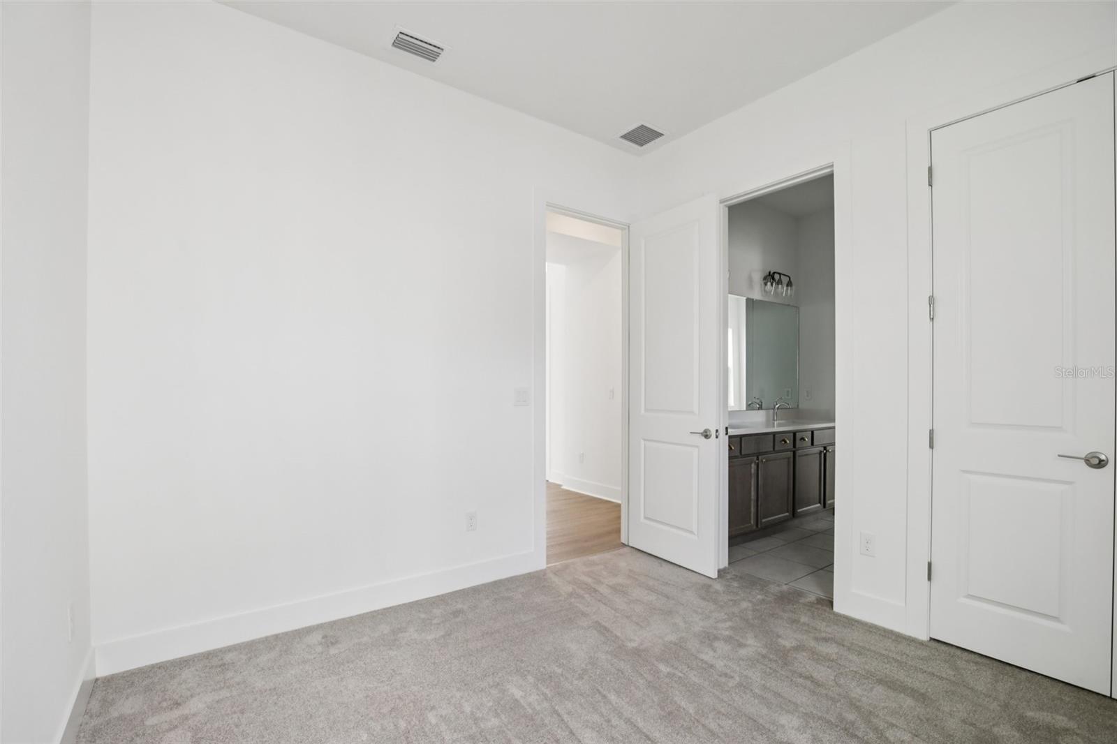 8218 GOLDEN BEACH CT — photo 27