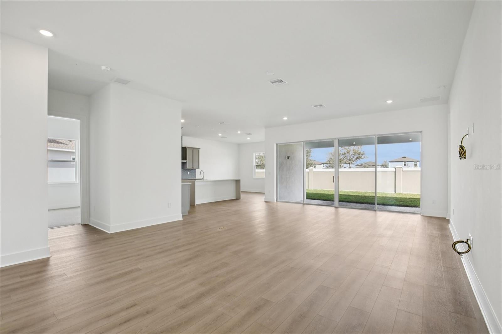 8218 GOLDEN BEACH CT — photo 5