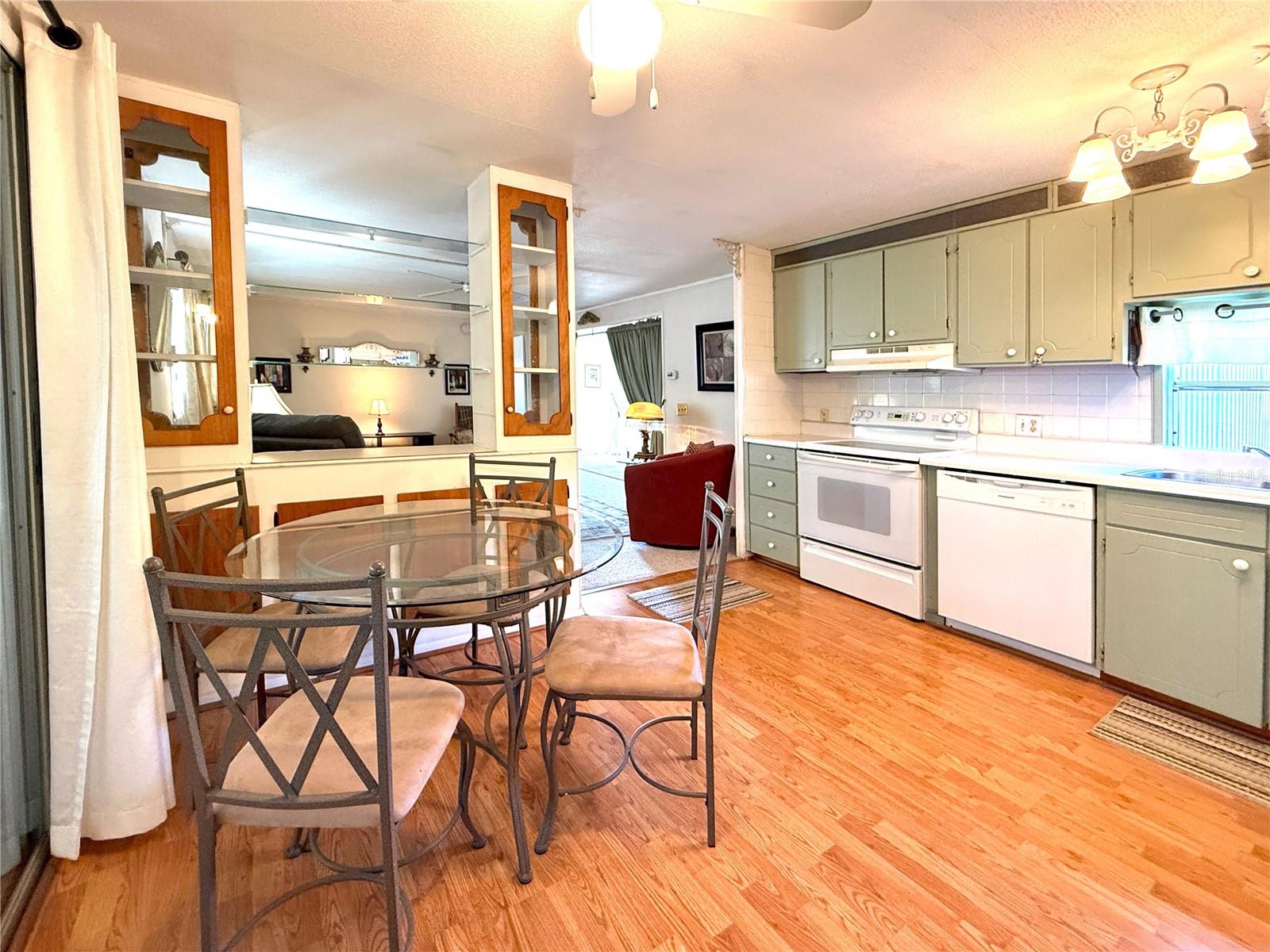 123 SAINT KITTS WAY — photo 8