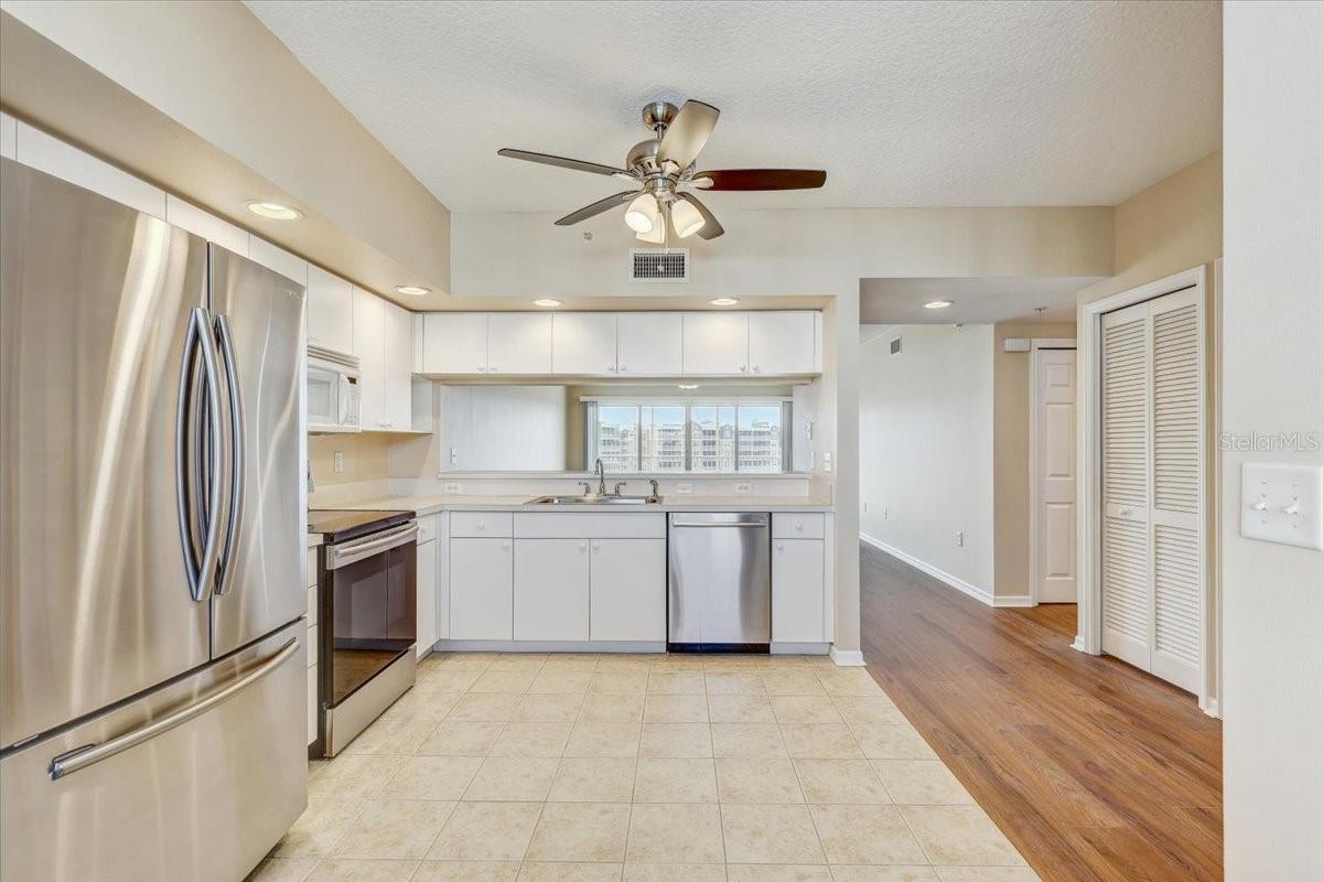 1200 COUNTRY CLUB DR #3405 — photo 4