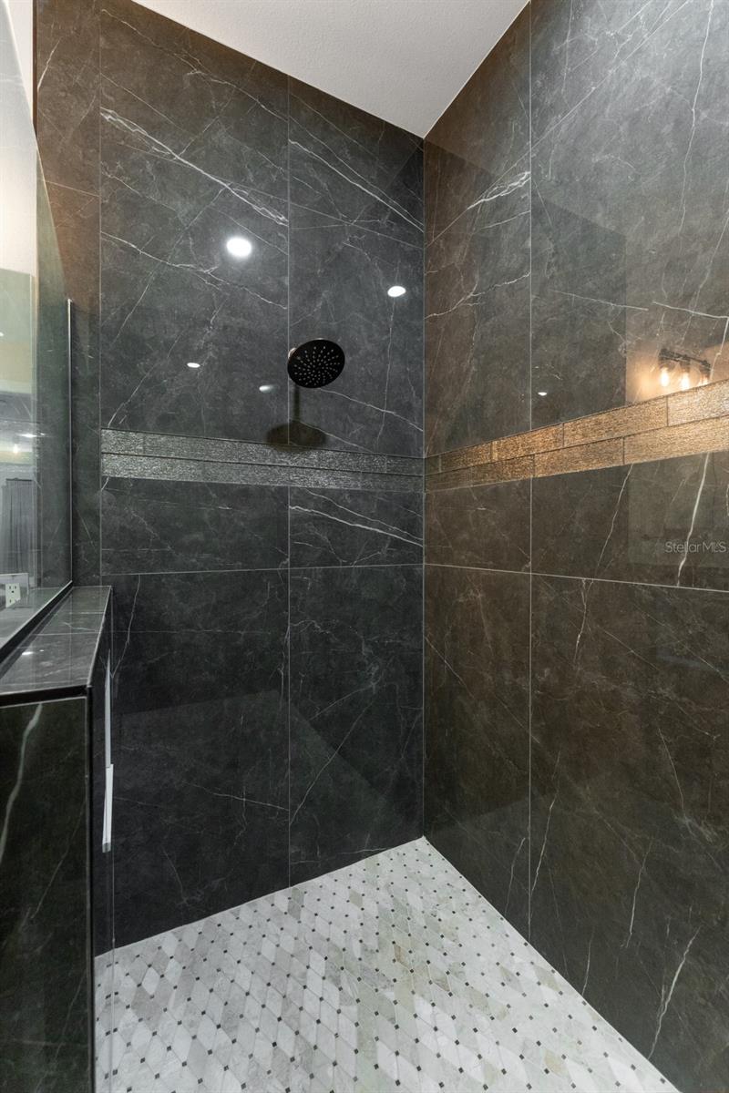 5603 TYBEE ISLAND DR — photo 25