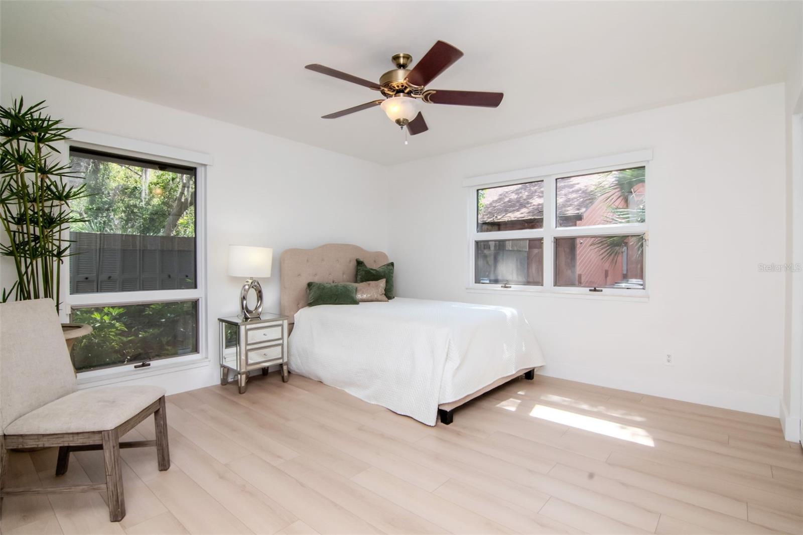 1296 WEYBRIDGE LN — photo 24