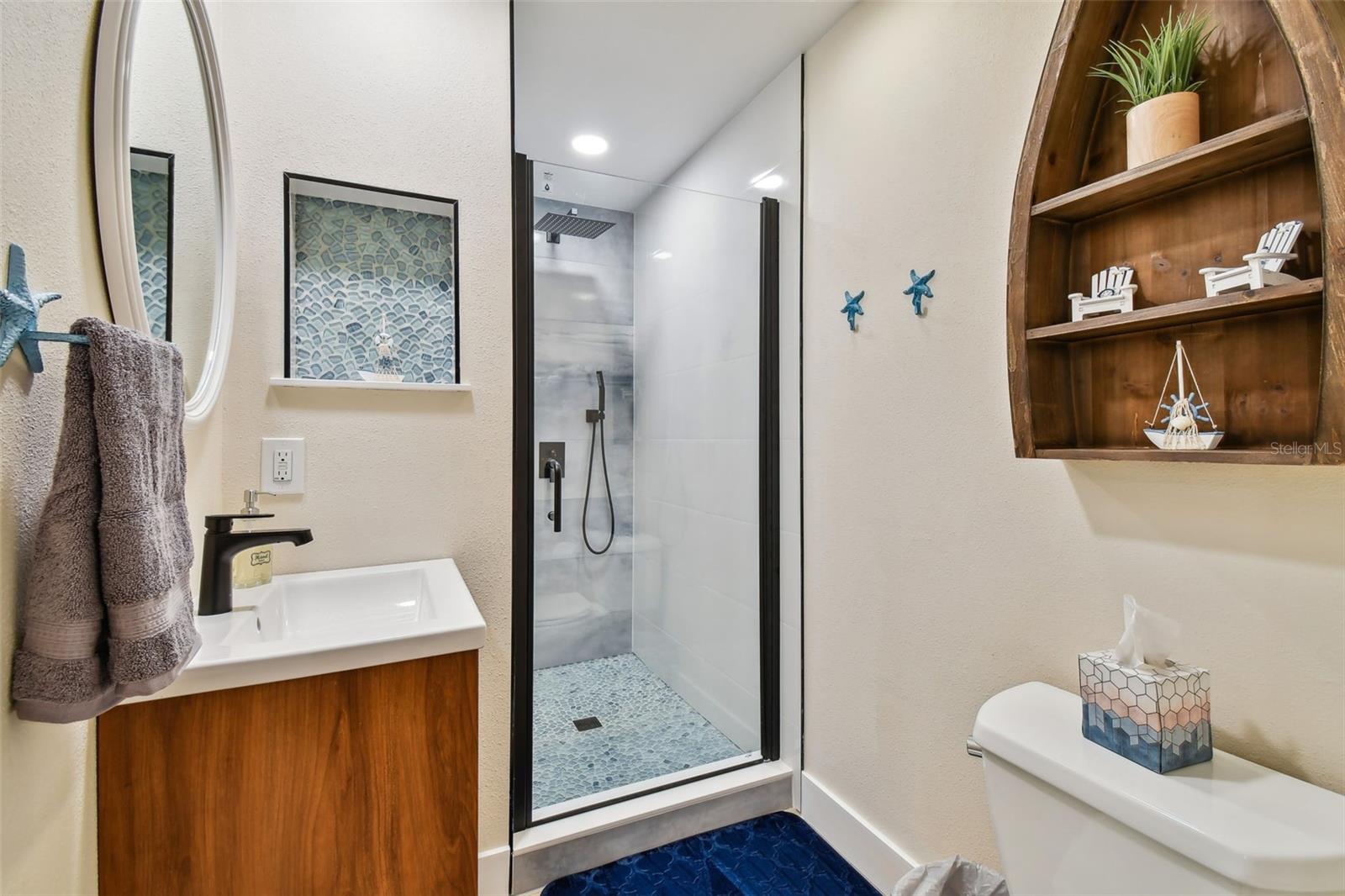 315 MEDALLION BLVD #E — photo 26
