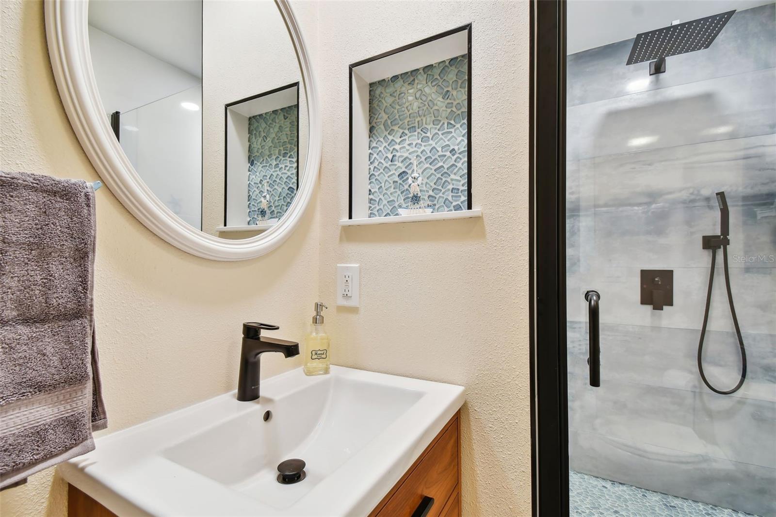 315 MEDALLION BLVD #E — photo 27