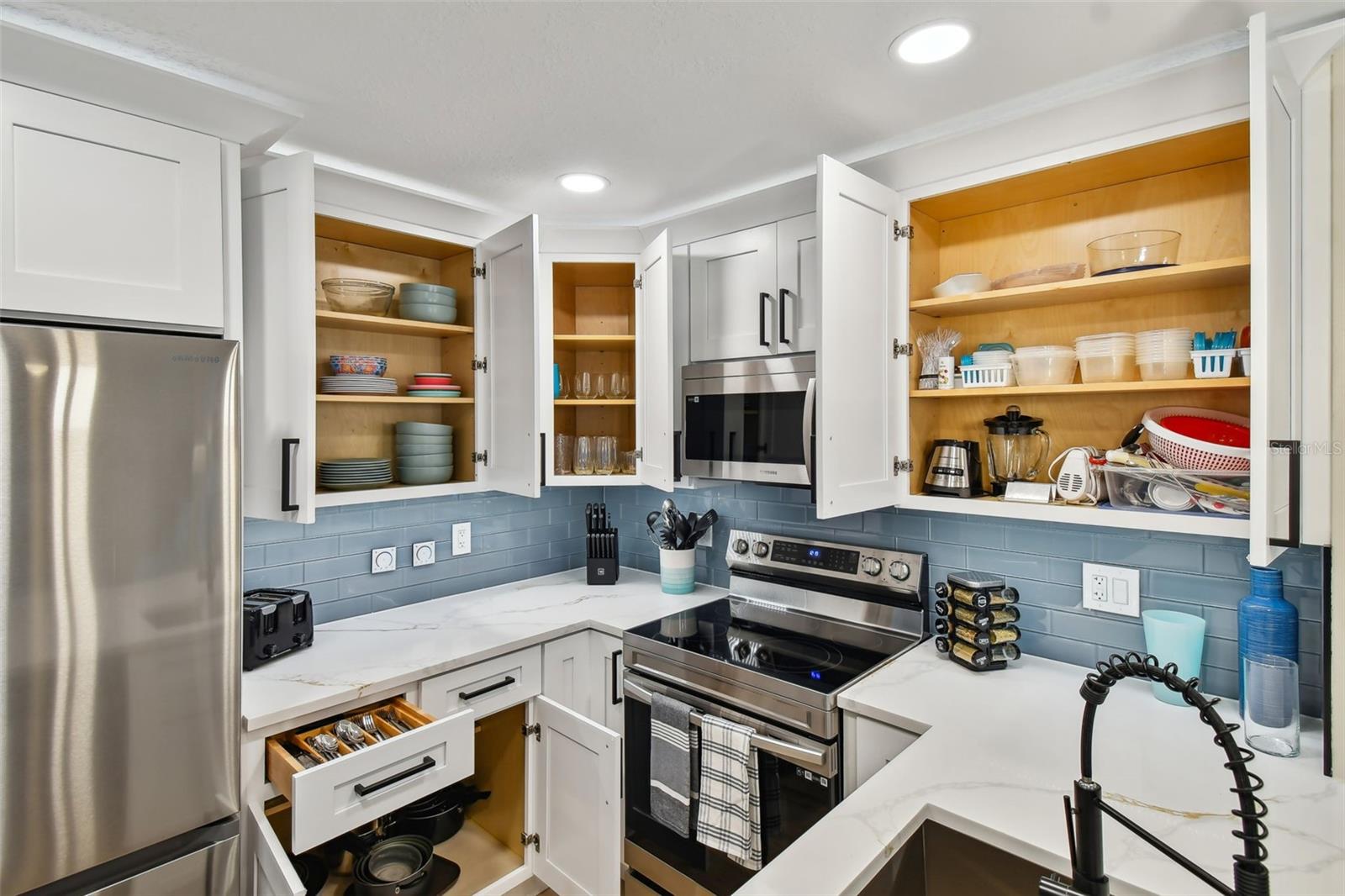 315 MEDALLION BLVD #E — photo 29