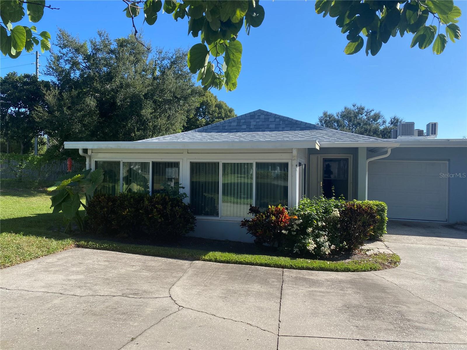 1609 WHITEBRIDGE DR #C — photo 28