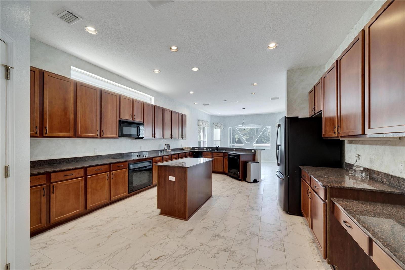 17904 CACHET ISLE DR — photo 13