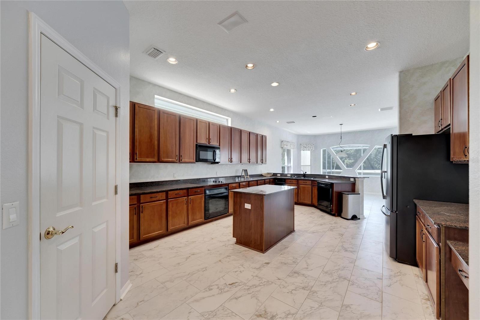 17904 CACHET ISLE DR — photo 18
