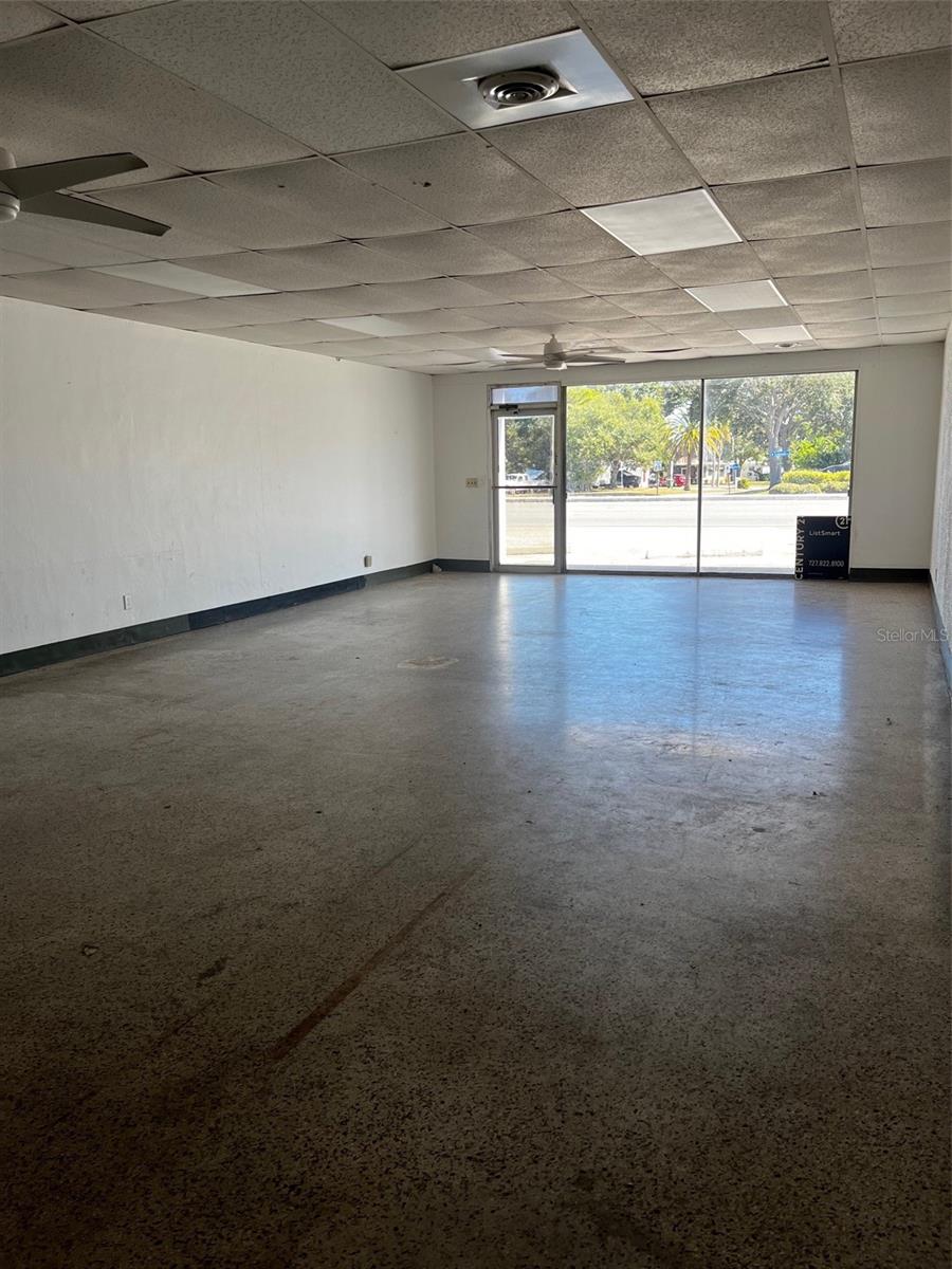 6020 SEMINOLE BLVD — photo 8