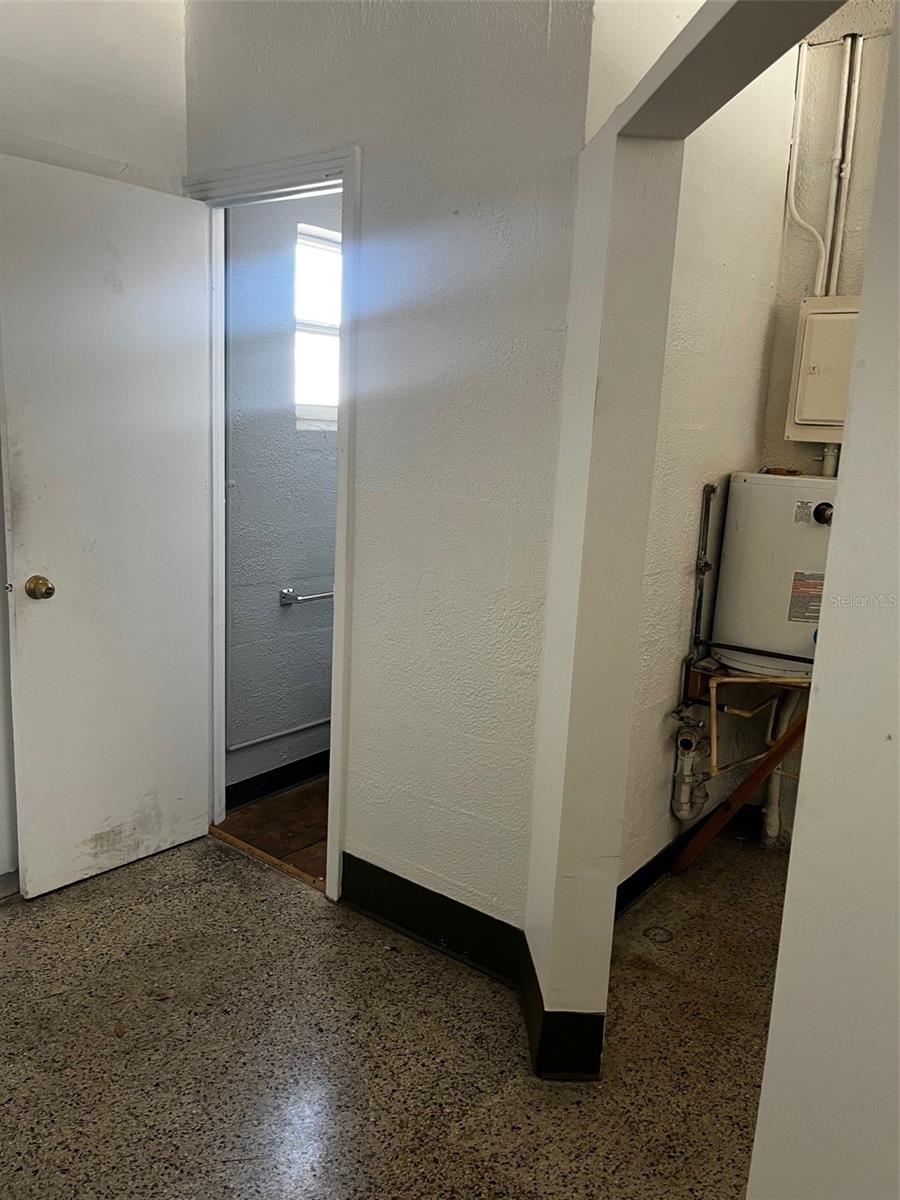 6020 SEMINOLE BLVD — photo 12