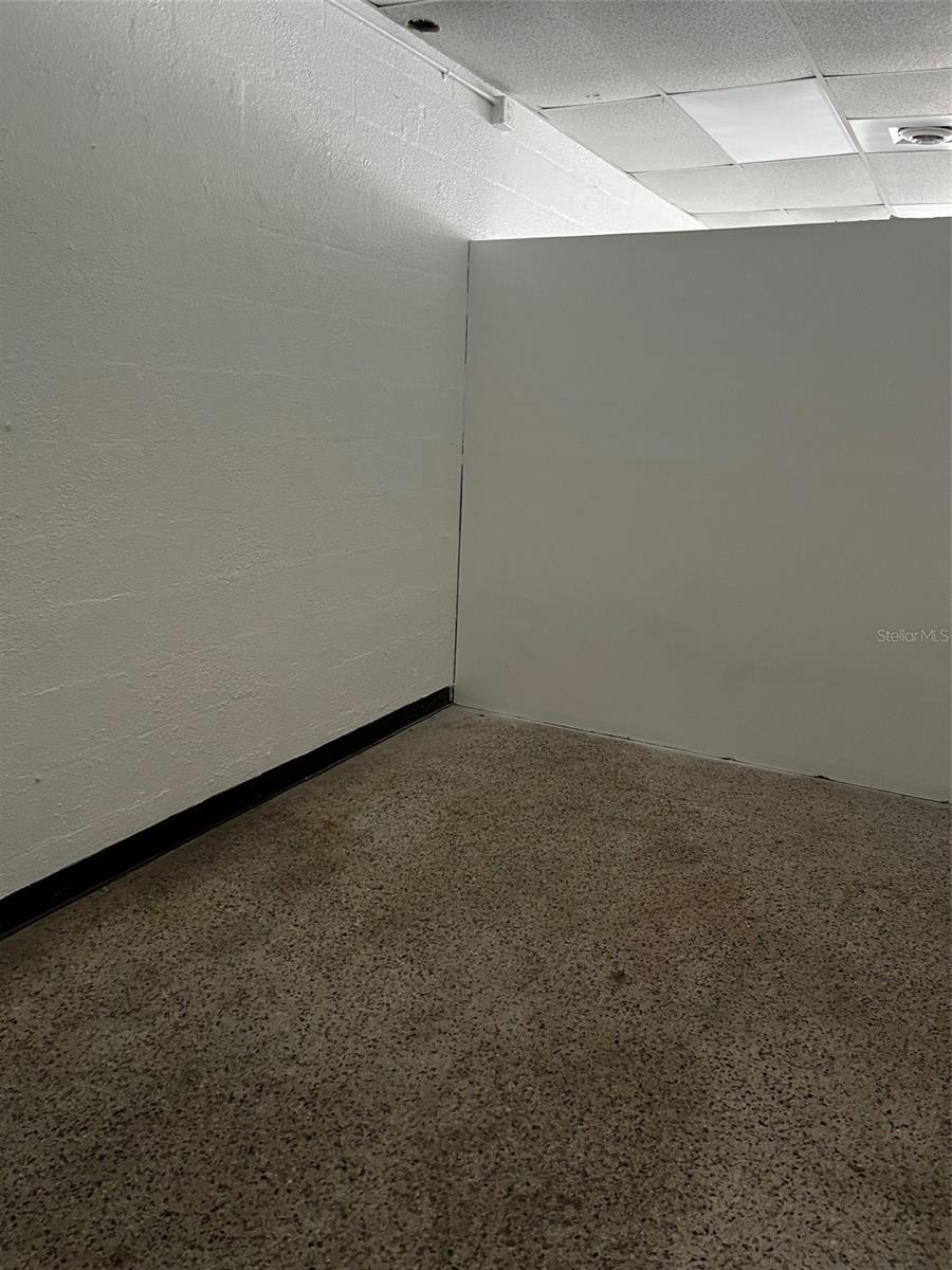 6020 SEMINOLE BLVD — photo 9