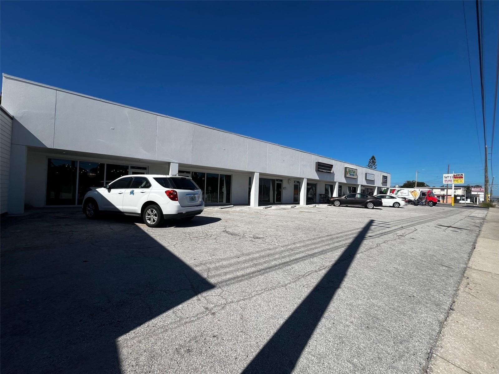 6020 SEMINOLE BLVD — photo 4