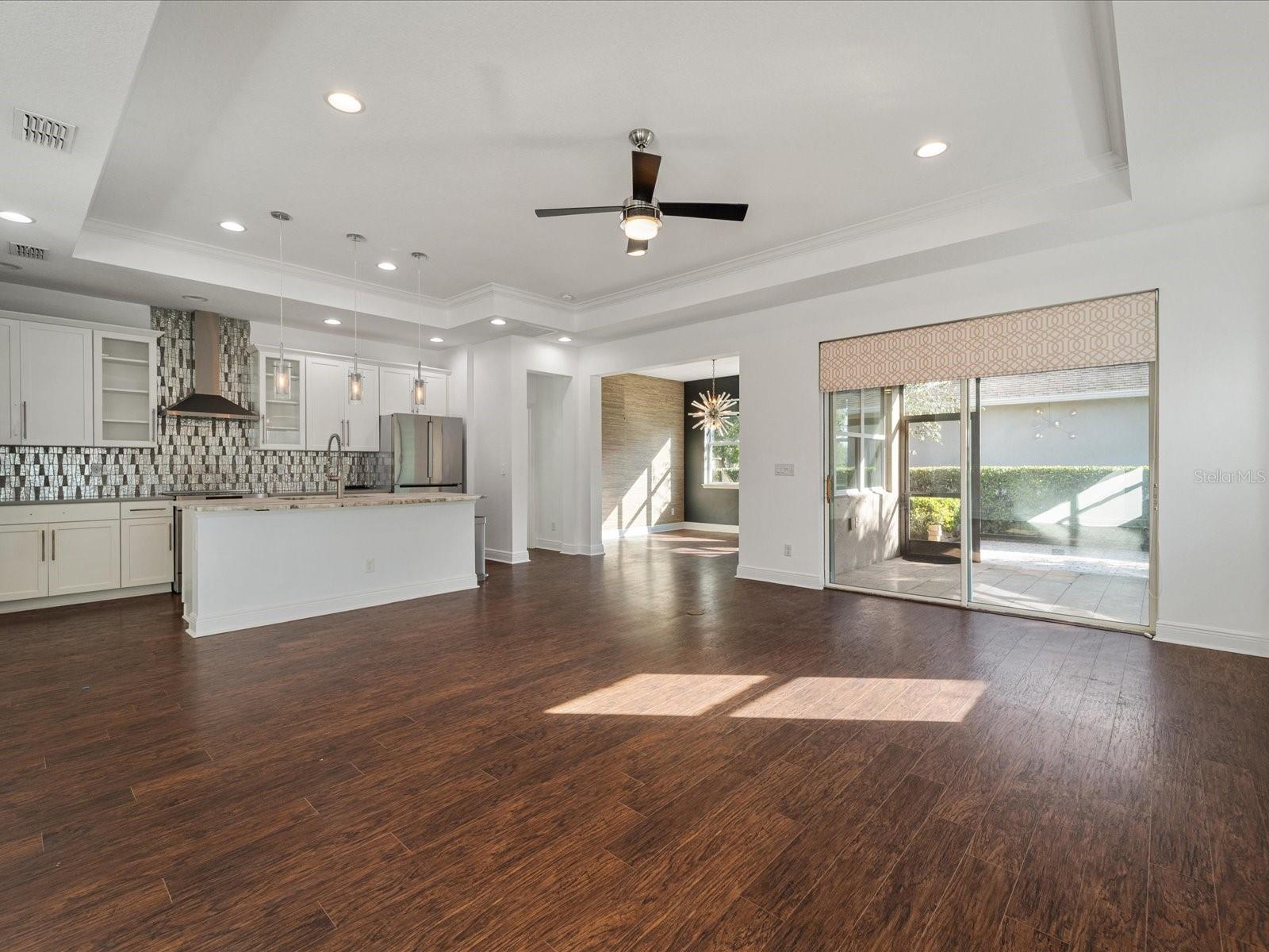 805 MOLLY — photo 3