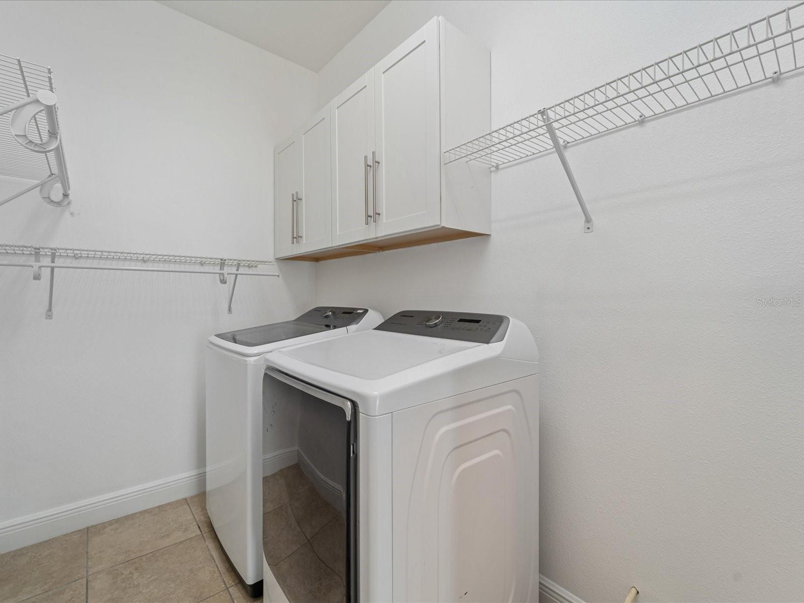 805 MOLLY — photo 27