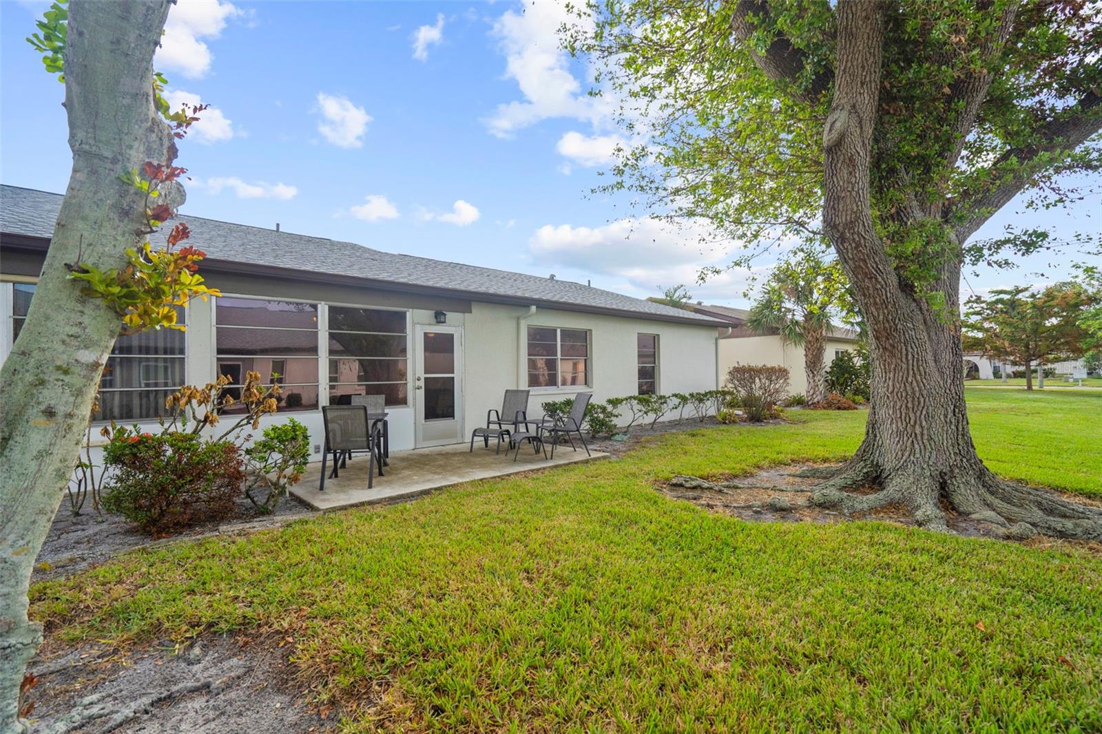 605 APPLE LN — photo 17