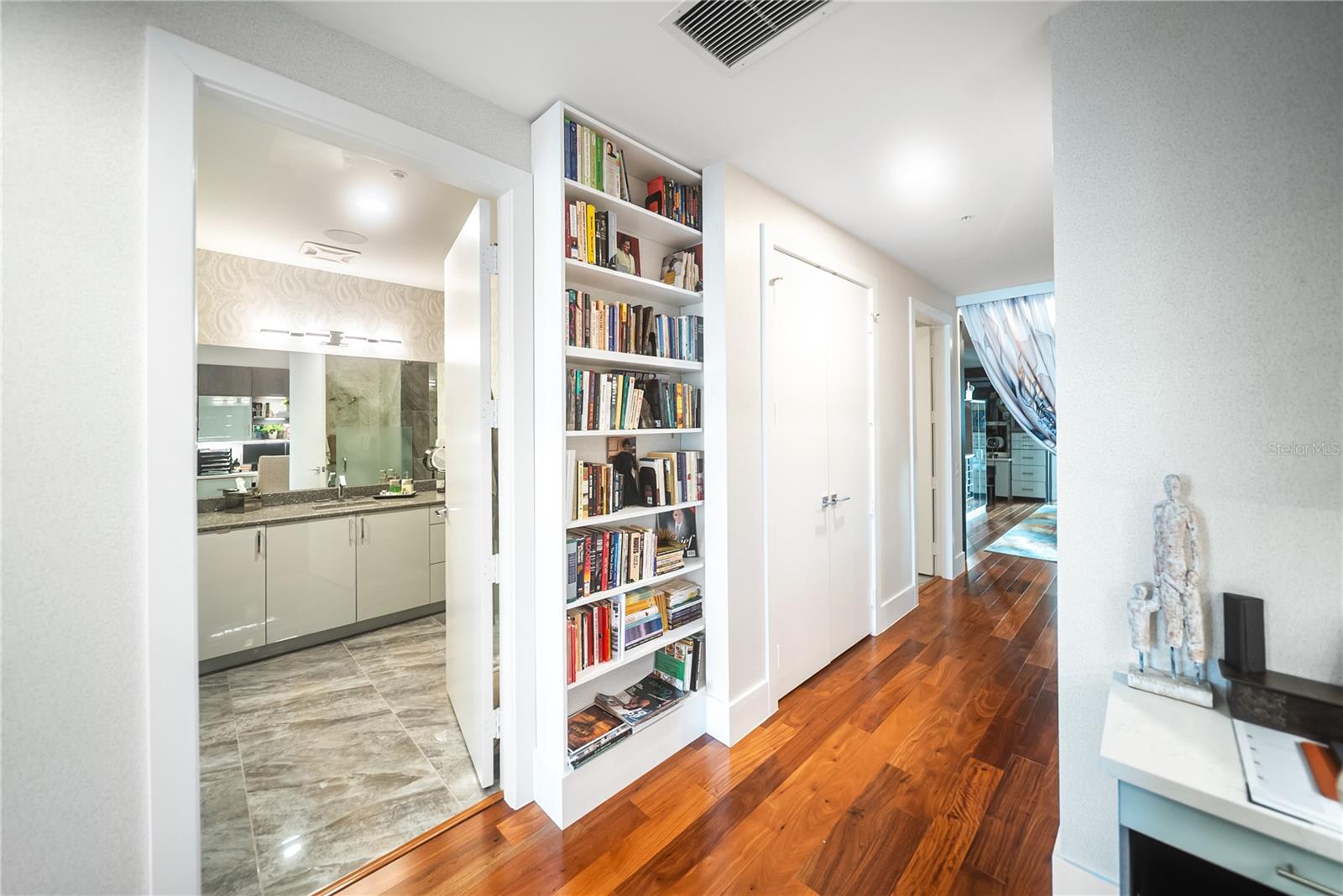 540 N TAMIAMI TRL #702 — photo 38