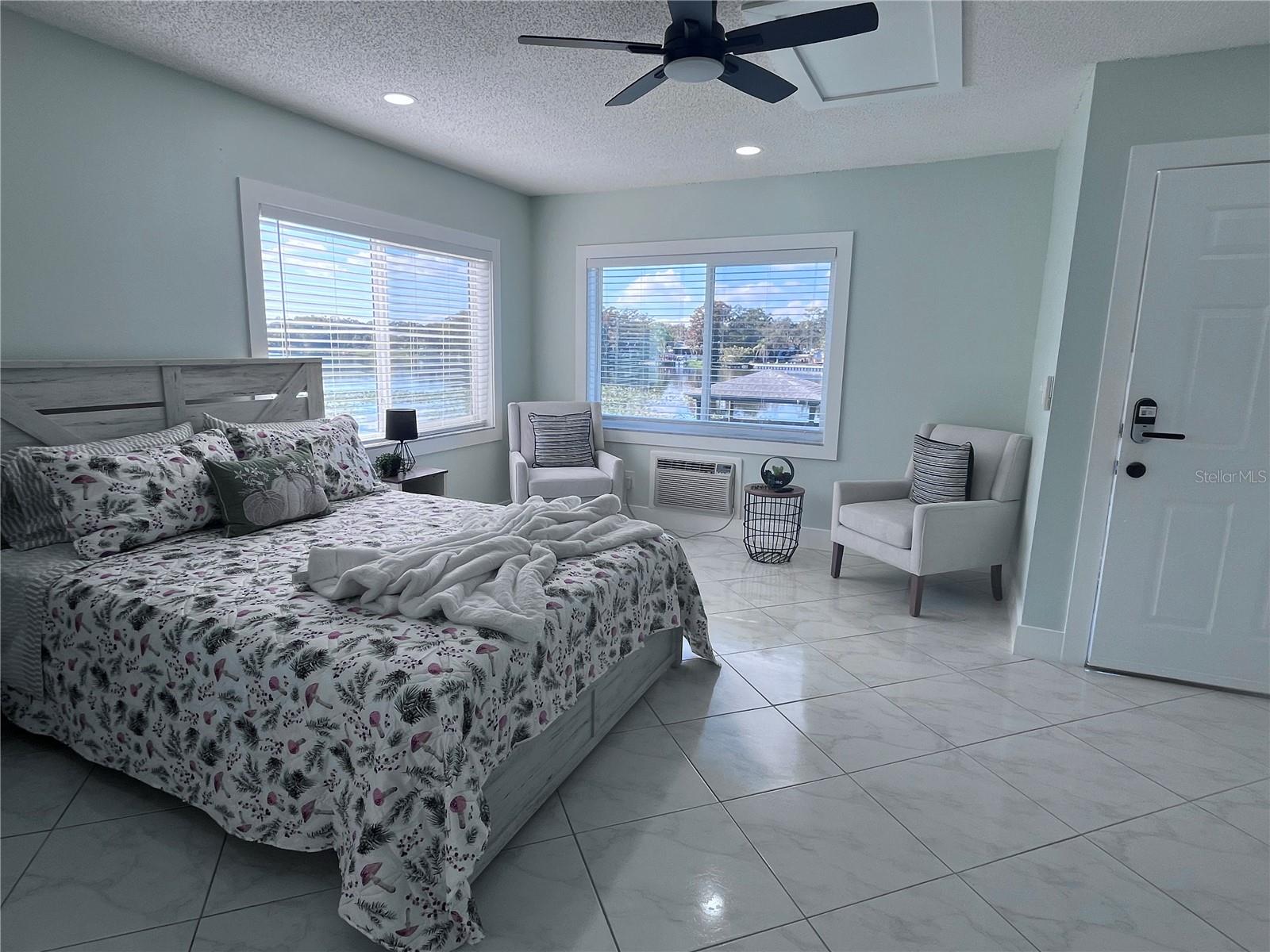 4148 DOLPHIN DR #3 — photo 10