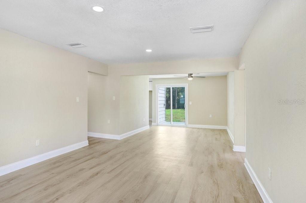 10414 RICHARDSON ST — photo 8