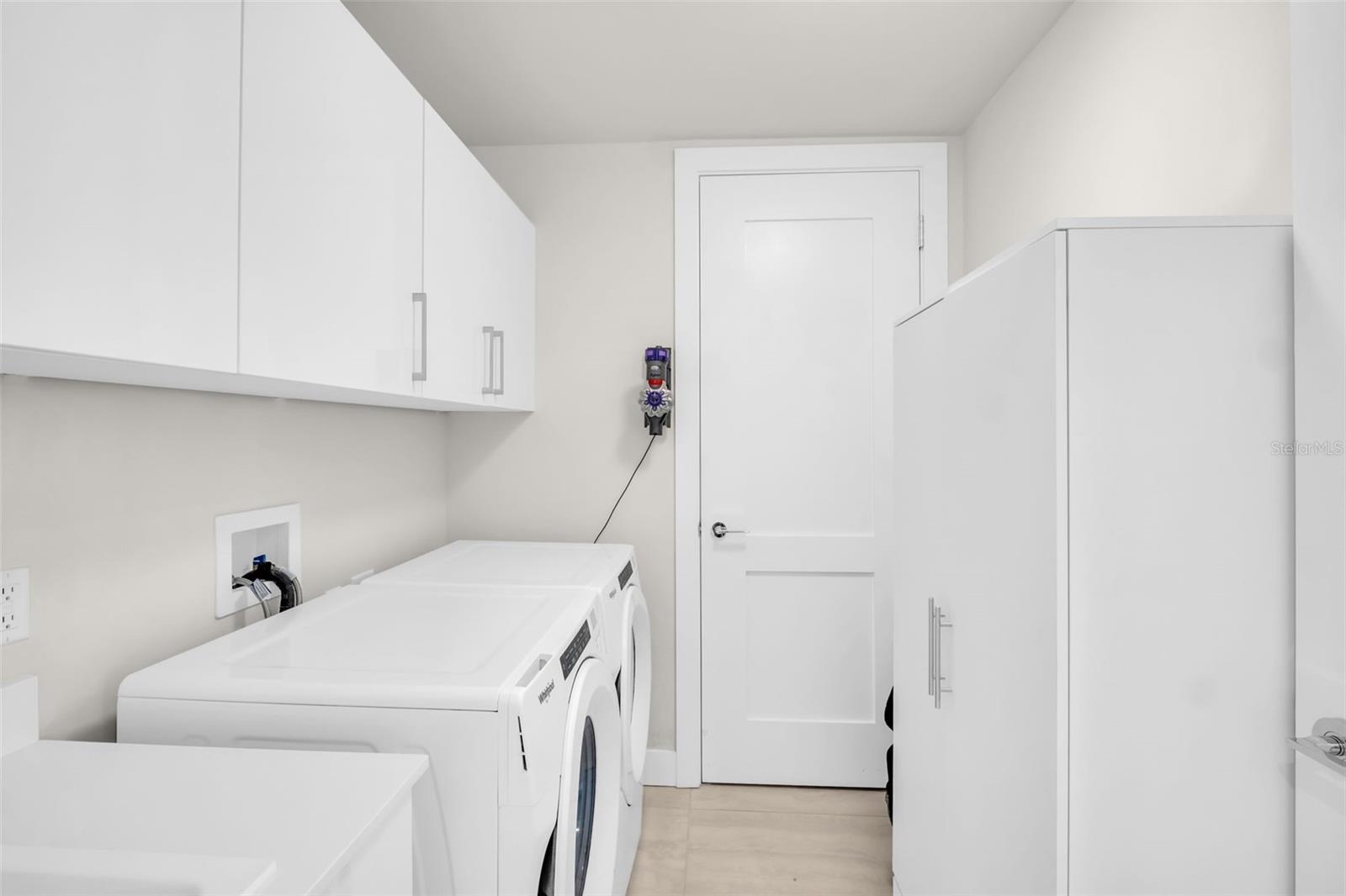 301 1ST ST S #3305 — photo 37