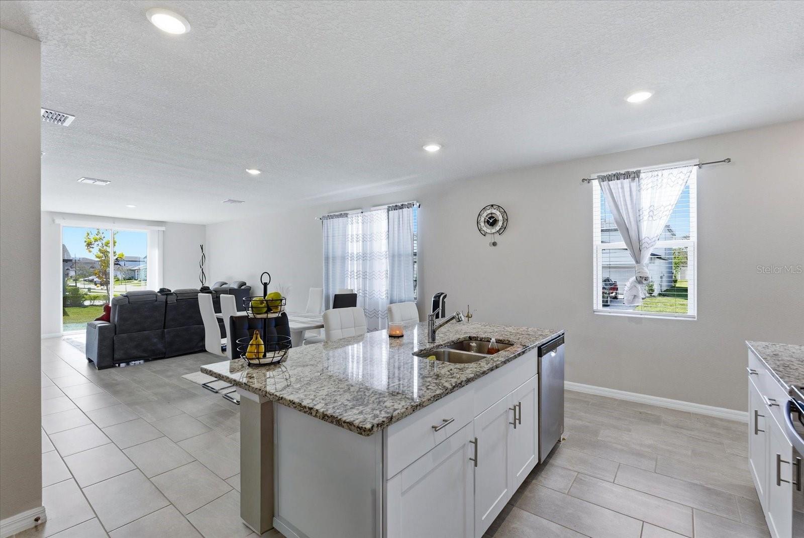 2301 E NEWSOME RD — photo 14