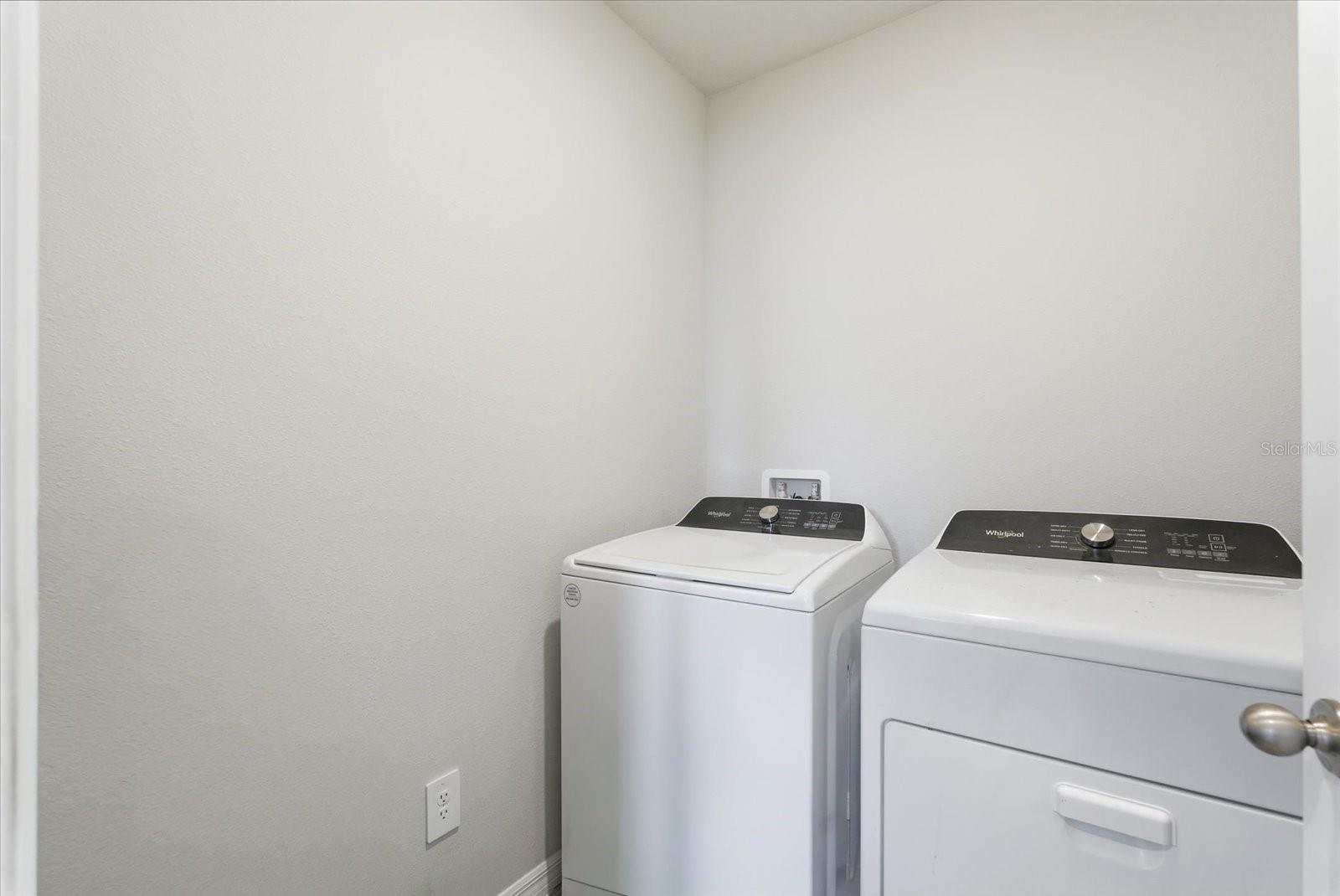 2301 E NEWSOME RD — photo 27