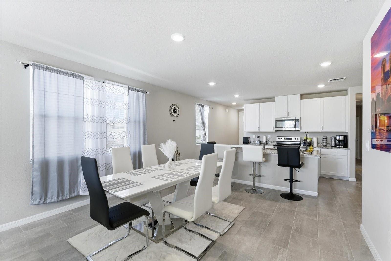 2301 E NEWSOME RD — photo 12
