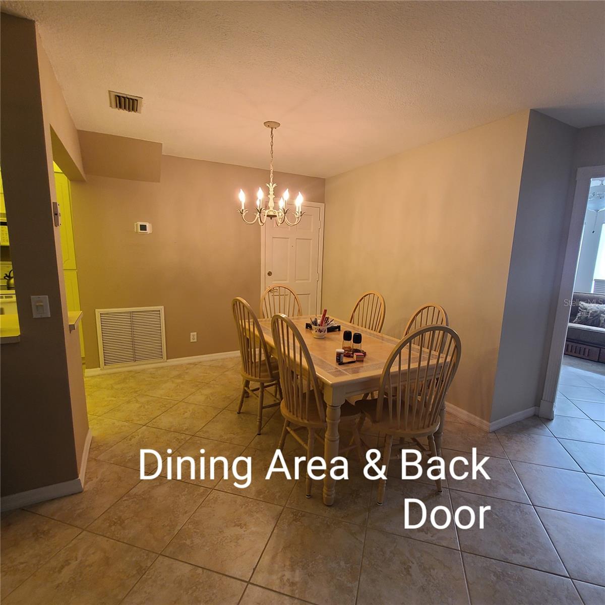 220 BUTTONWOOD CIR #220 — photo 11