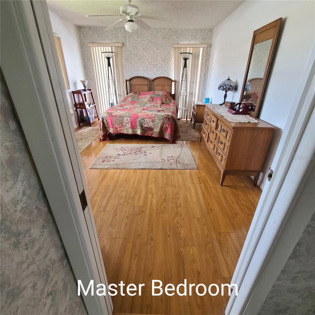 220 BUTTONWOOD CIR #220 — photo 20