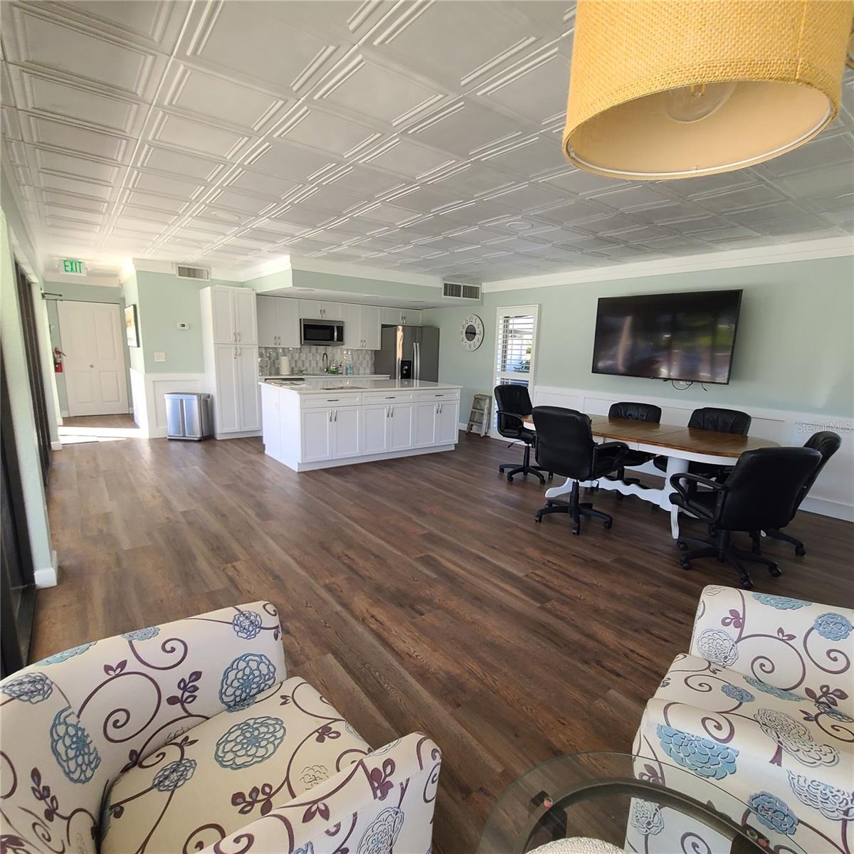 220 BUTTONWOOD CIR #220 — photo 60