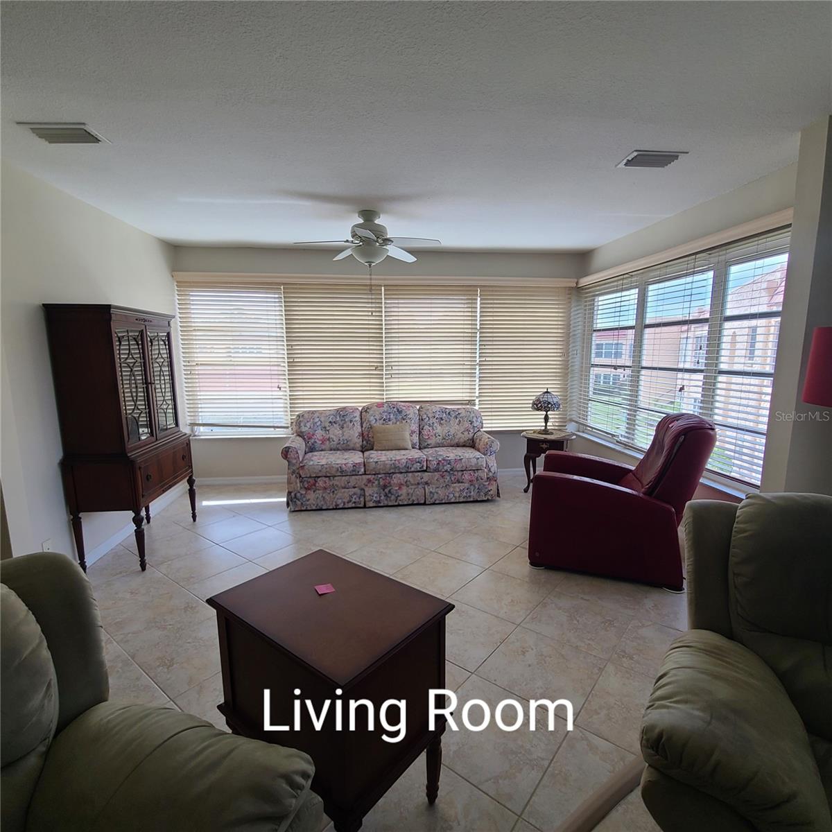 220 BUTTONWOOD CIR #220 — photo 9