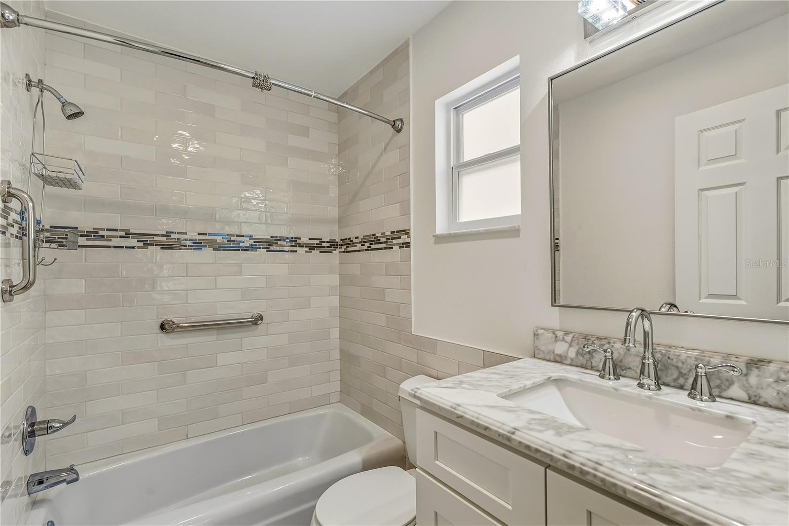 1900 BENJAMIN FRANKLIN DR #V12 — photo 34