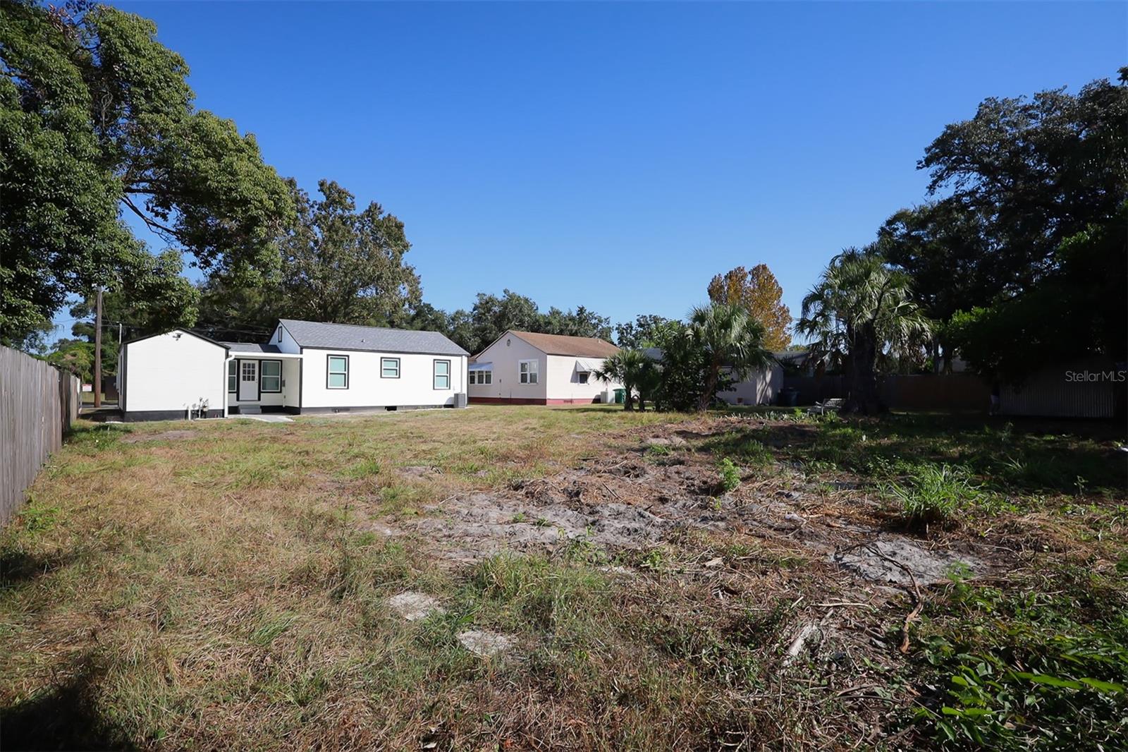 807 E NORFOLK ST — photo 30
