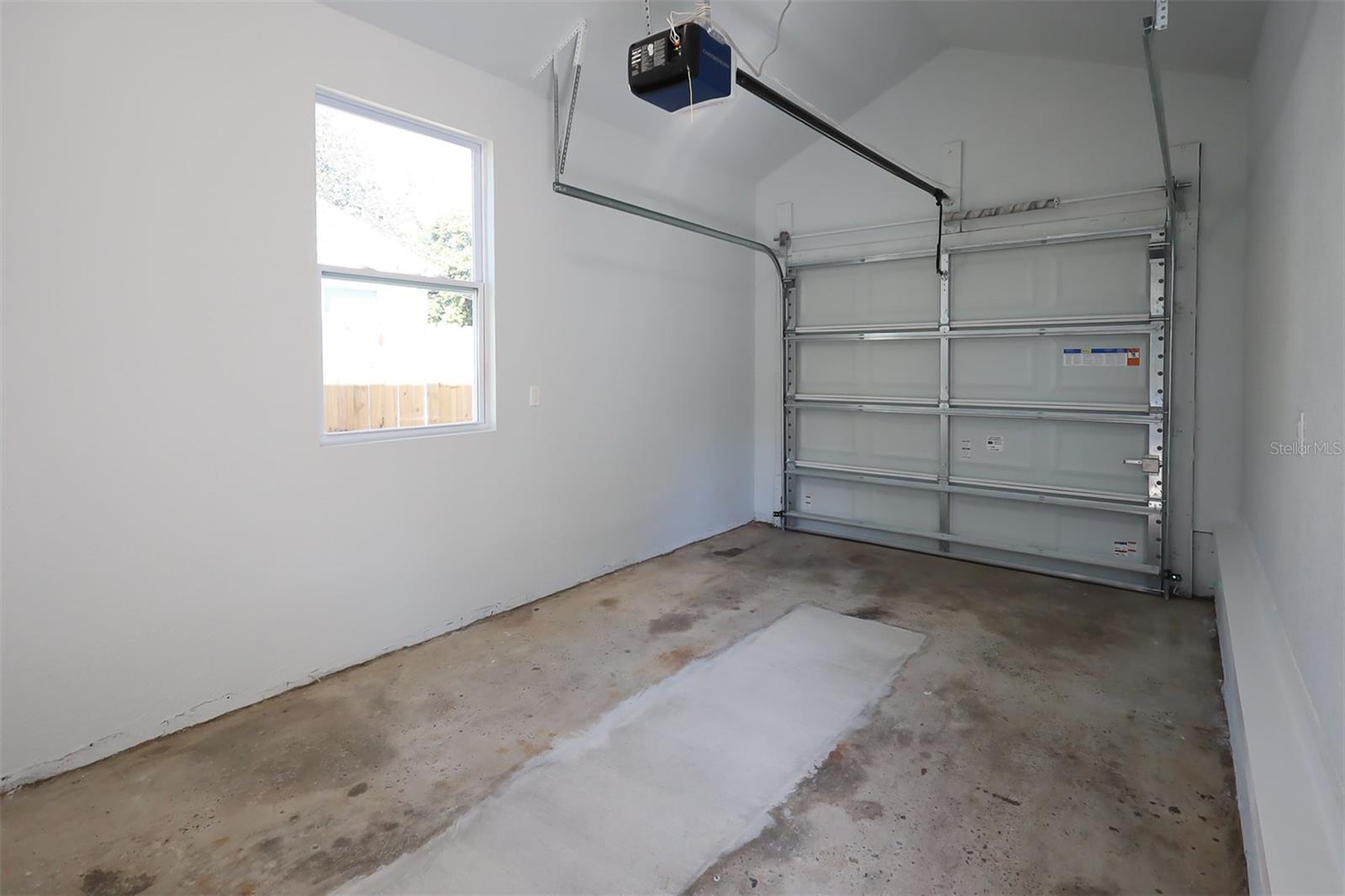 807 E NORFOLK ST — photo 26