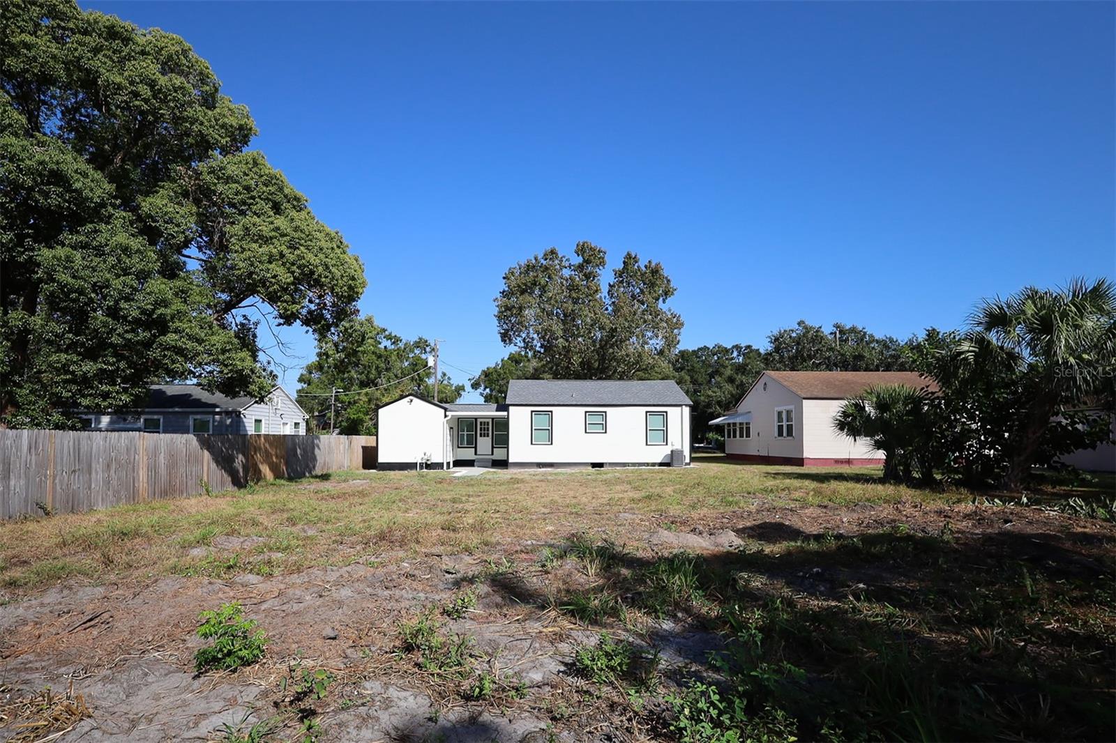 807 E NORFOLK ST — photo 28