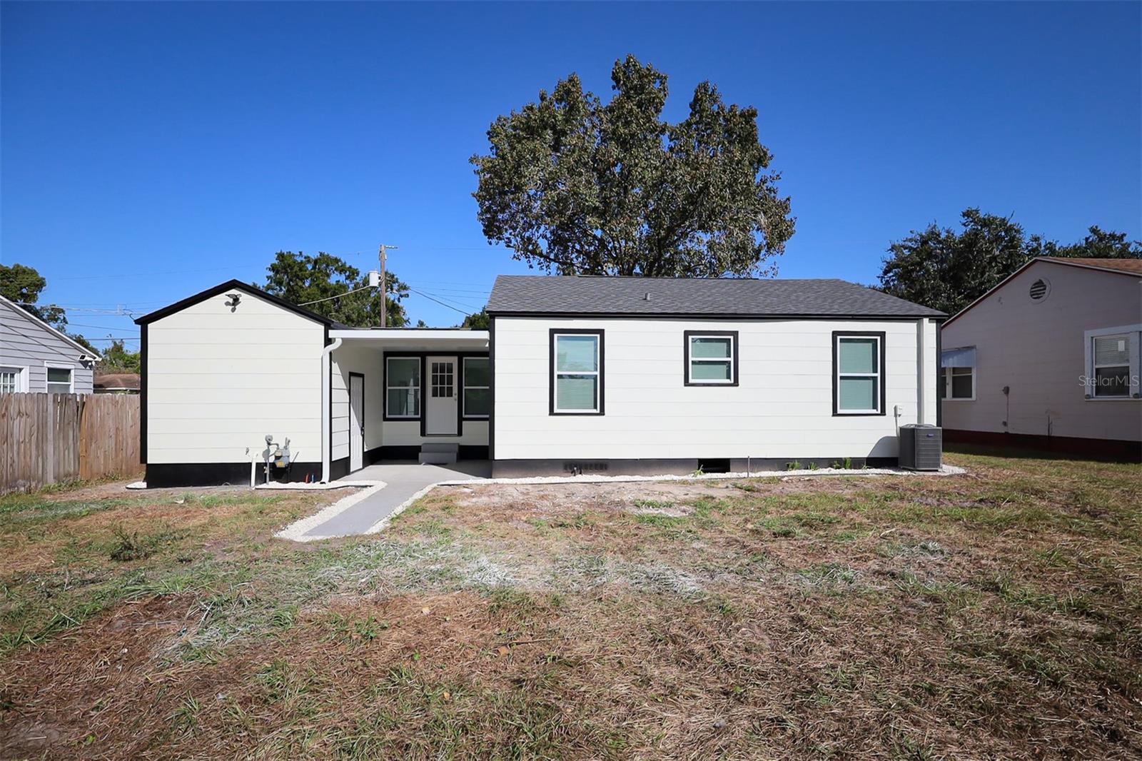 807 E NORFOLK ST — photo 31