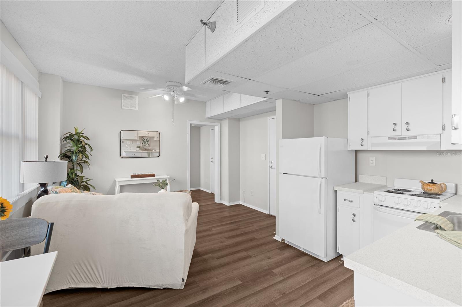 411 1ST AVE N #307 — photo 7