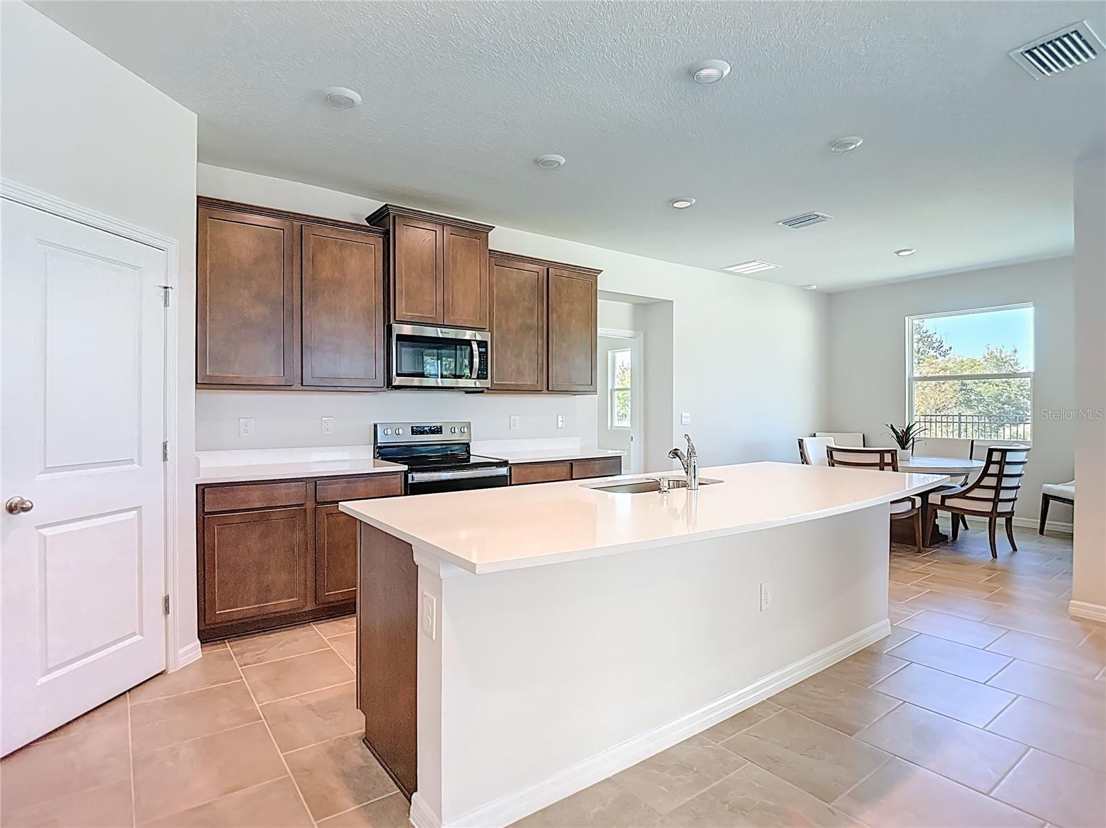 10471 BRIDGEGATE HEIGHTS LOOP — photo 5