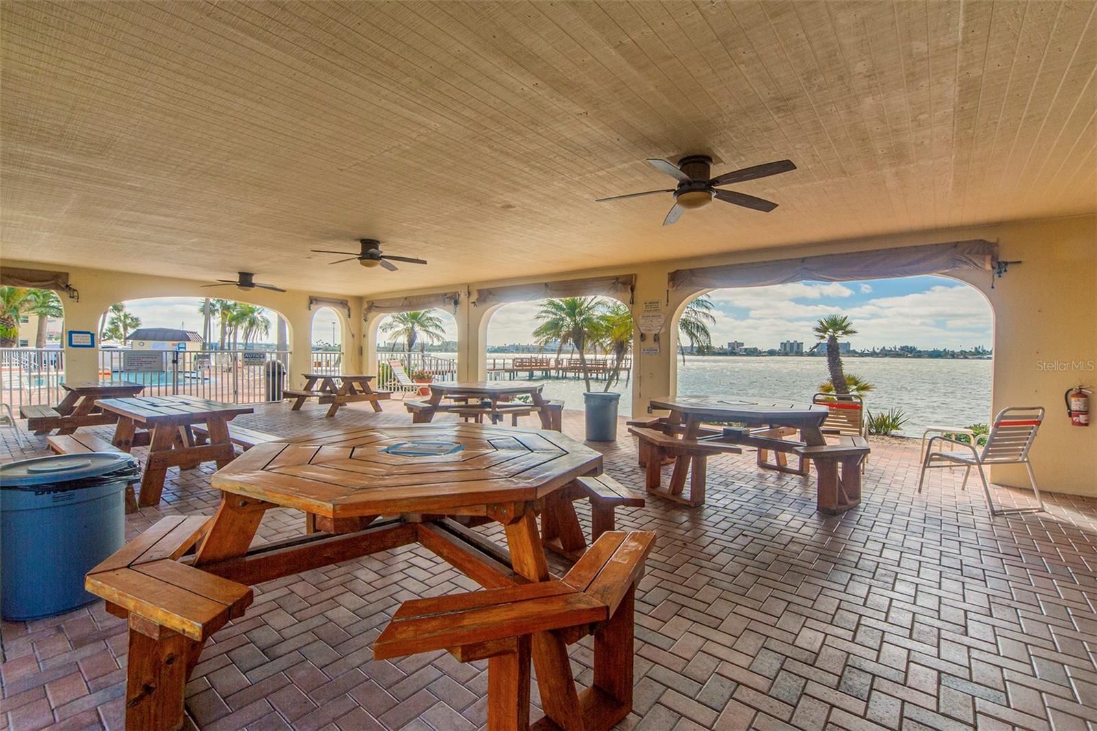 4775 COVE CIR #1202 — photo 31