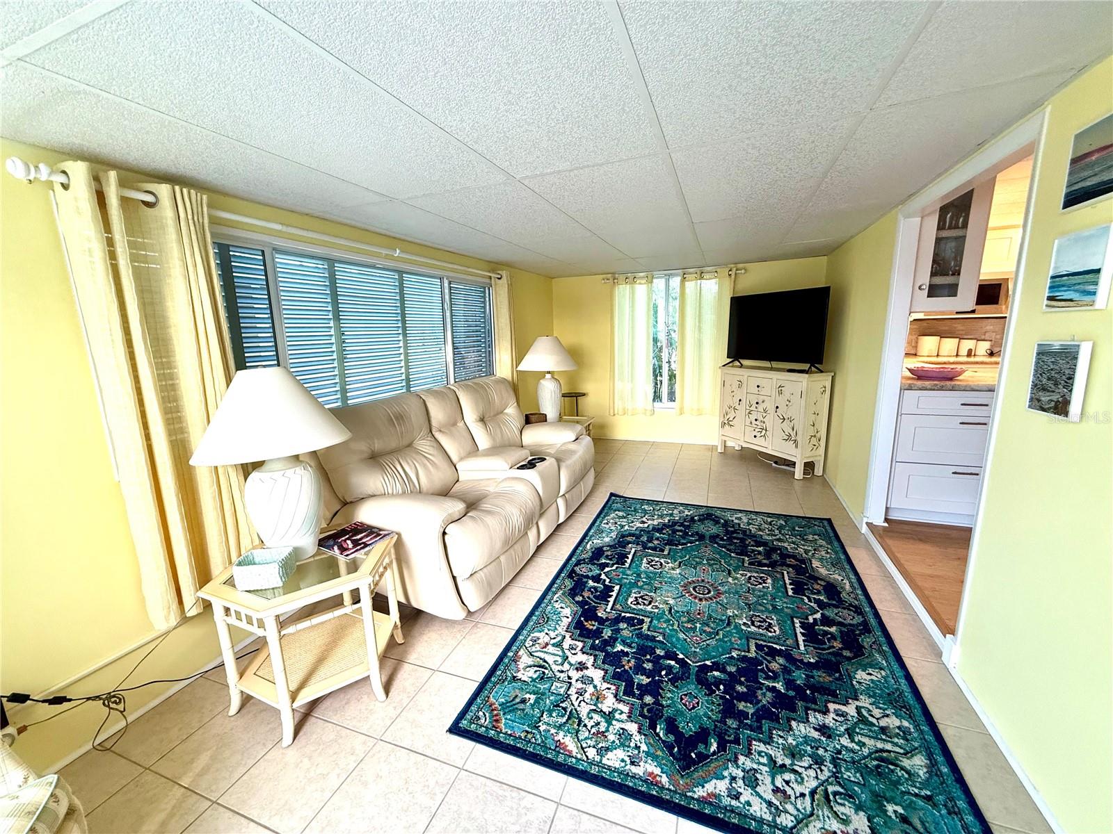 6091 PEONY RD — photo 7