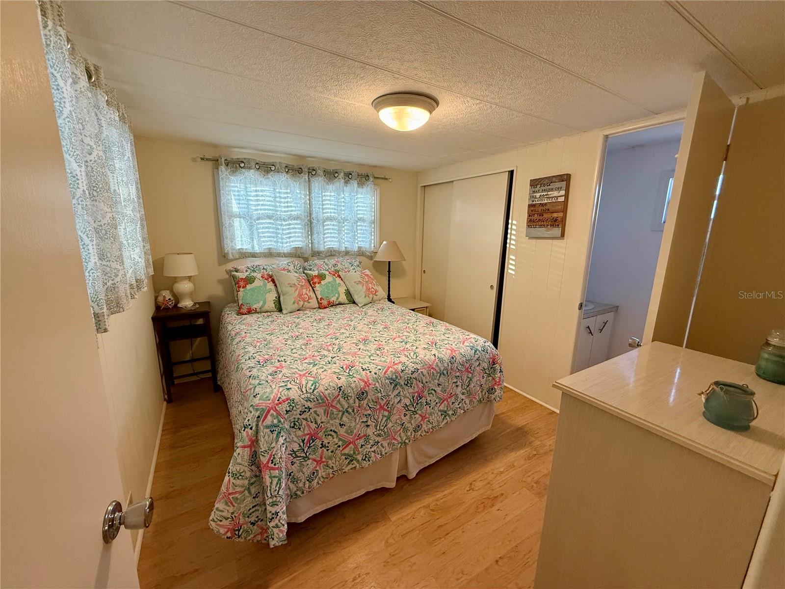 6091 PEONY RD — photo 8