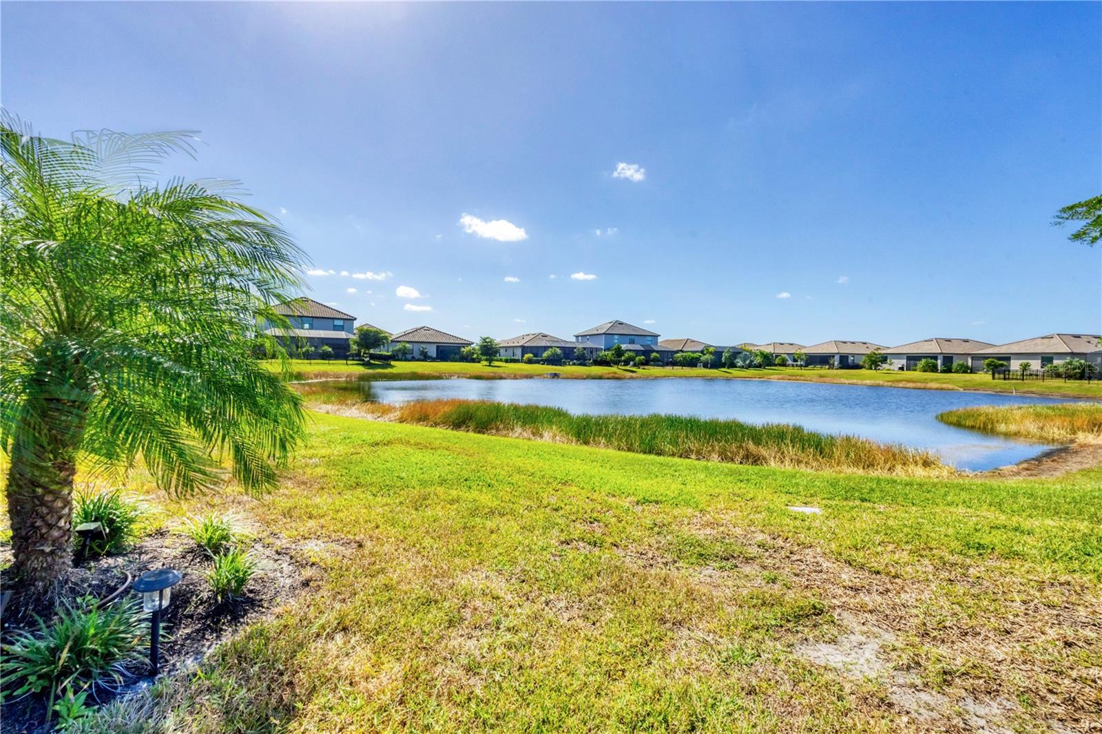 15716 BAREFOOT BEACH DR — photo 27