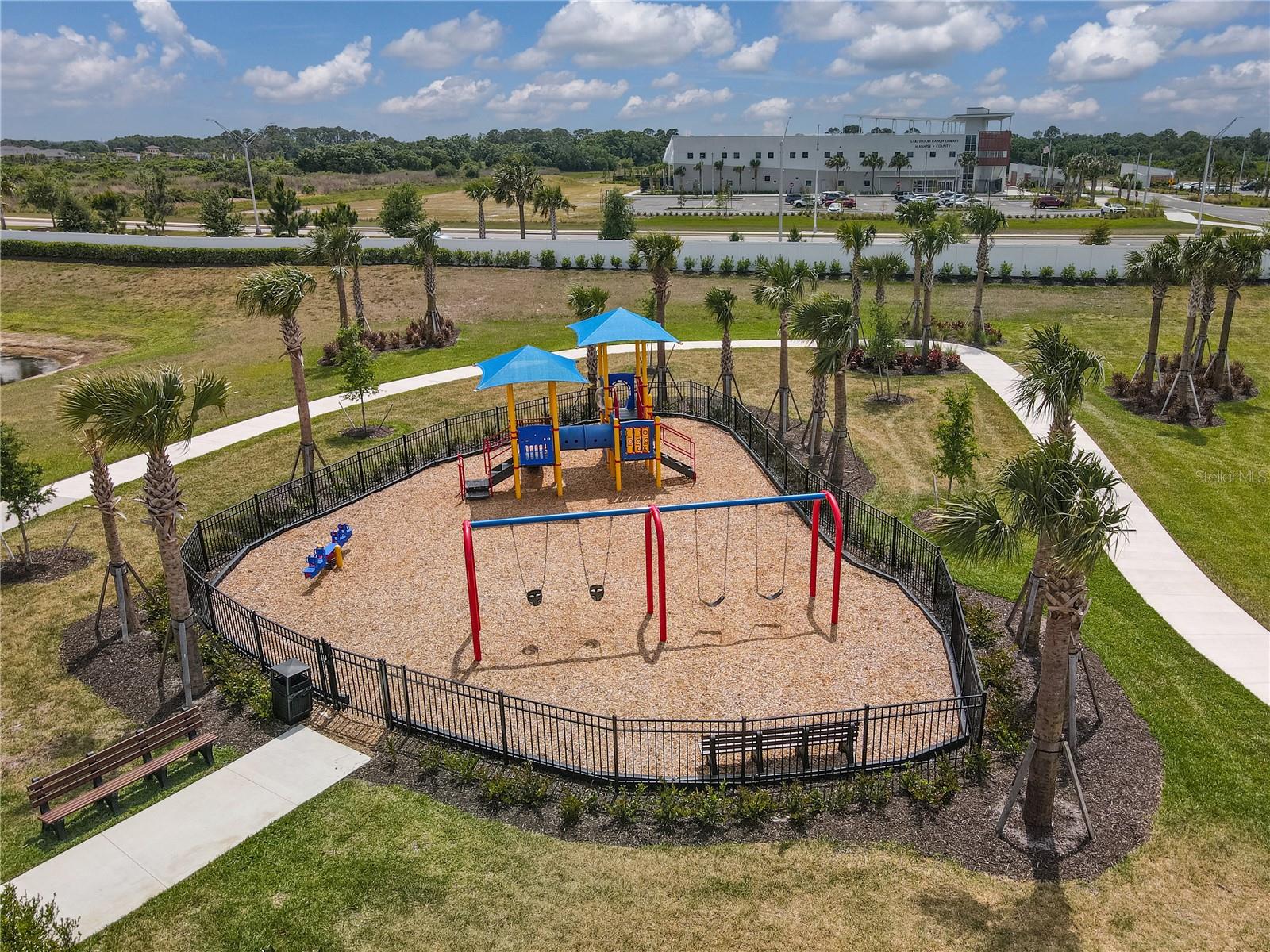 15716 BAREFOOT BEACH DR — photo 65