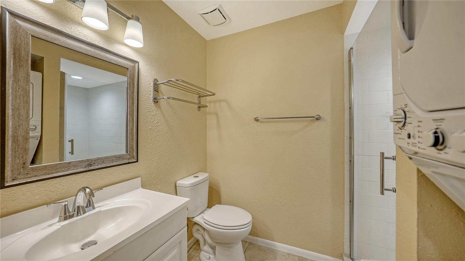 631 N ORANGE AVE #208 — photo 21
