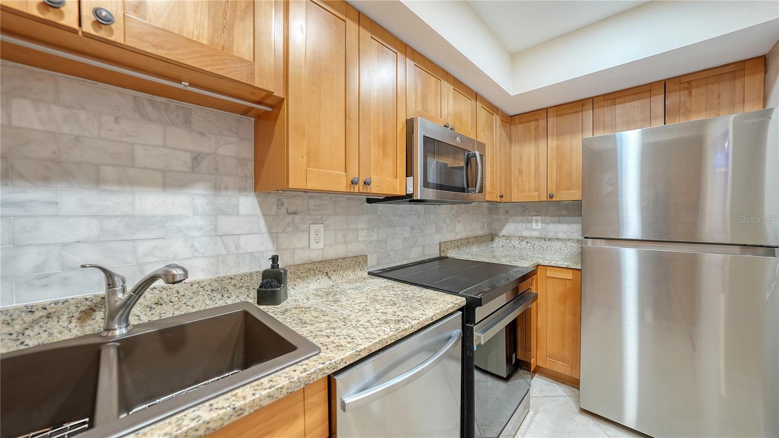 631 N ORANGE AVE #208 — photo 11