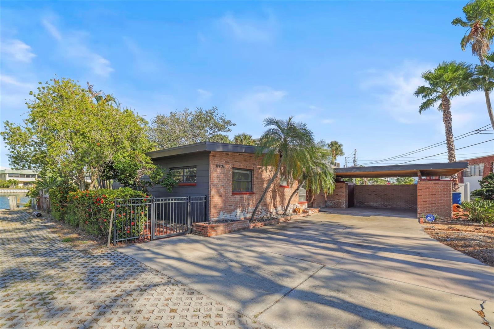 11921 LAGOON LN — photo 7