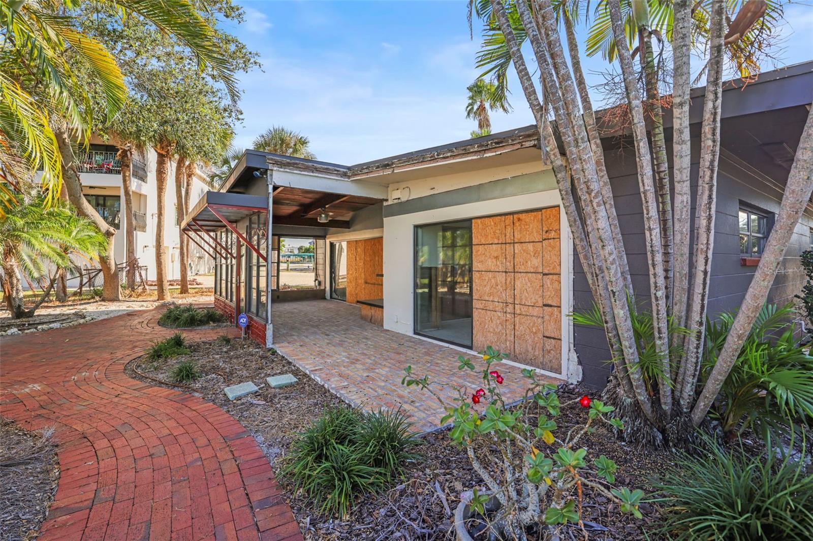 11921 LAGOON LN — photo 11