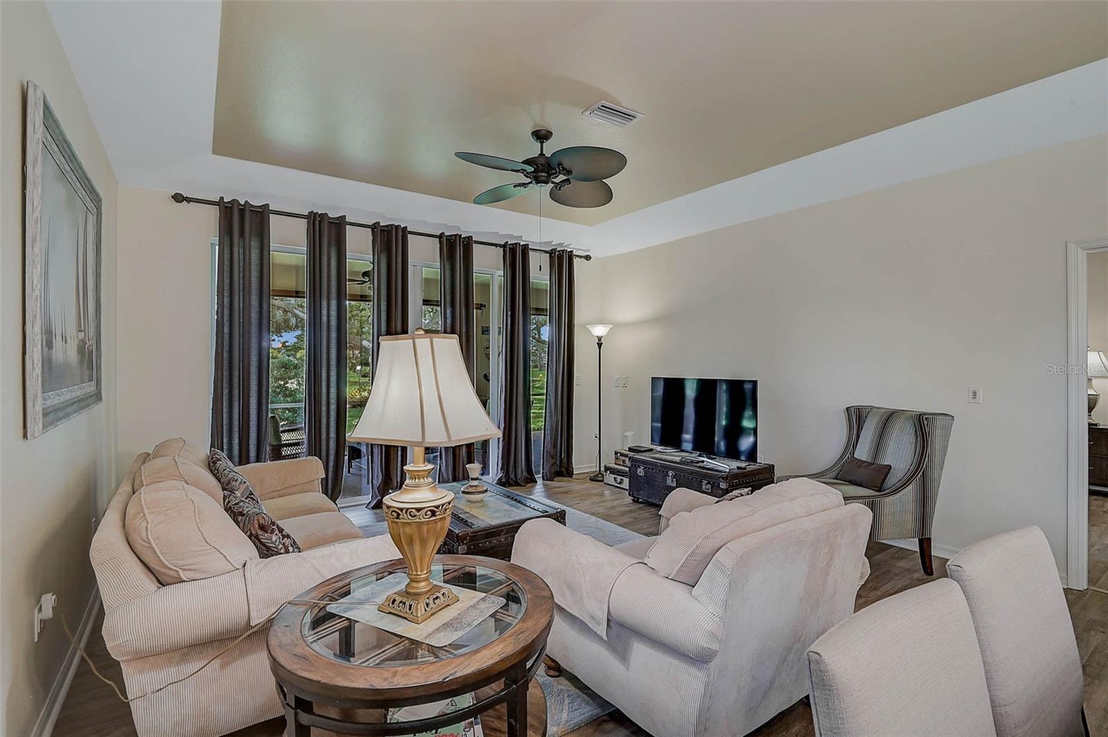 7341 GOLF POINTE CIR — photo 17